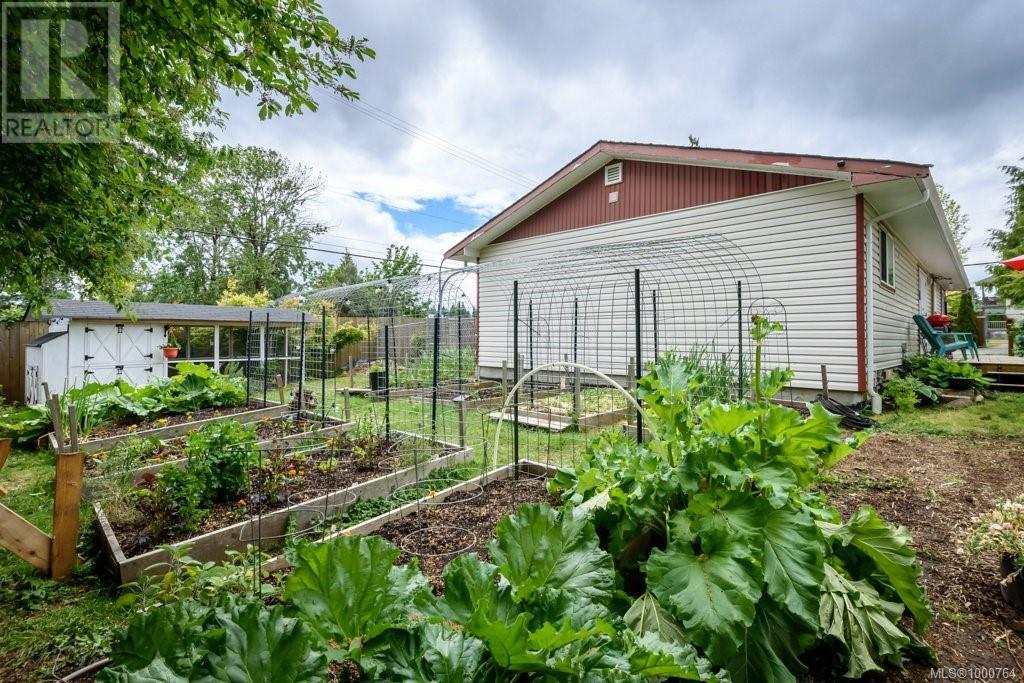 491 26th St, Courtenay, British Columbia  V9N 6V1 - Photo 28 - 1000764