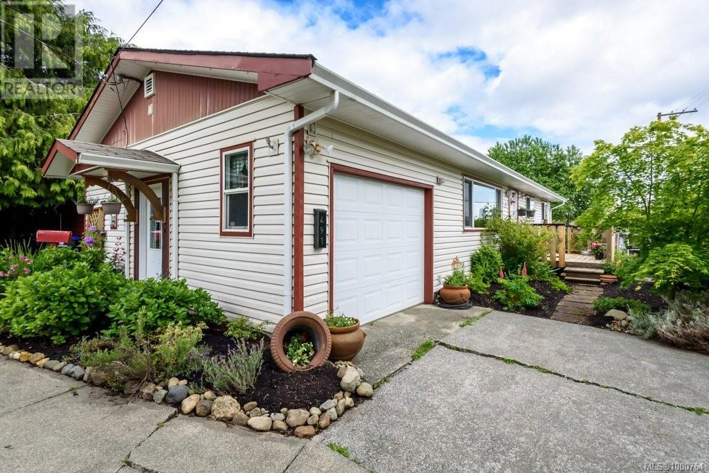 491 26th St, Courtenay, British Columbia  V9N 6V1 - Photo 4 - 1000764