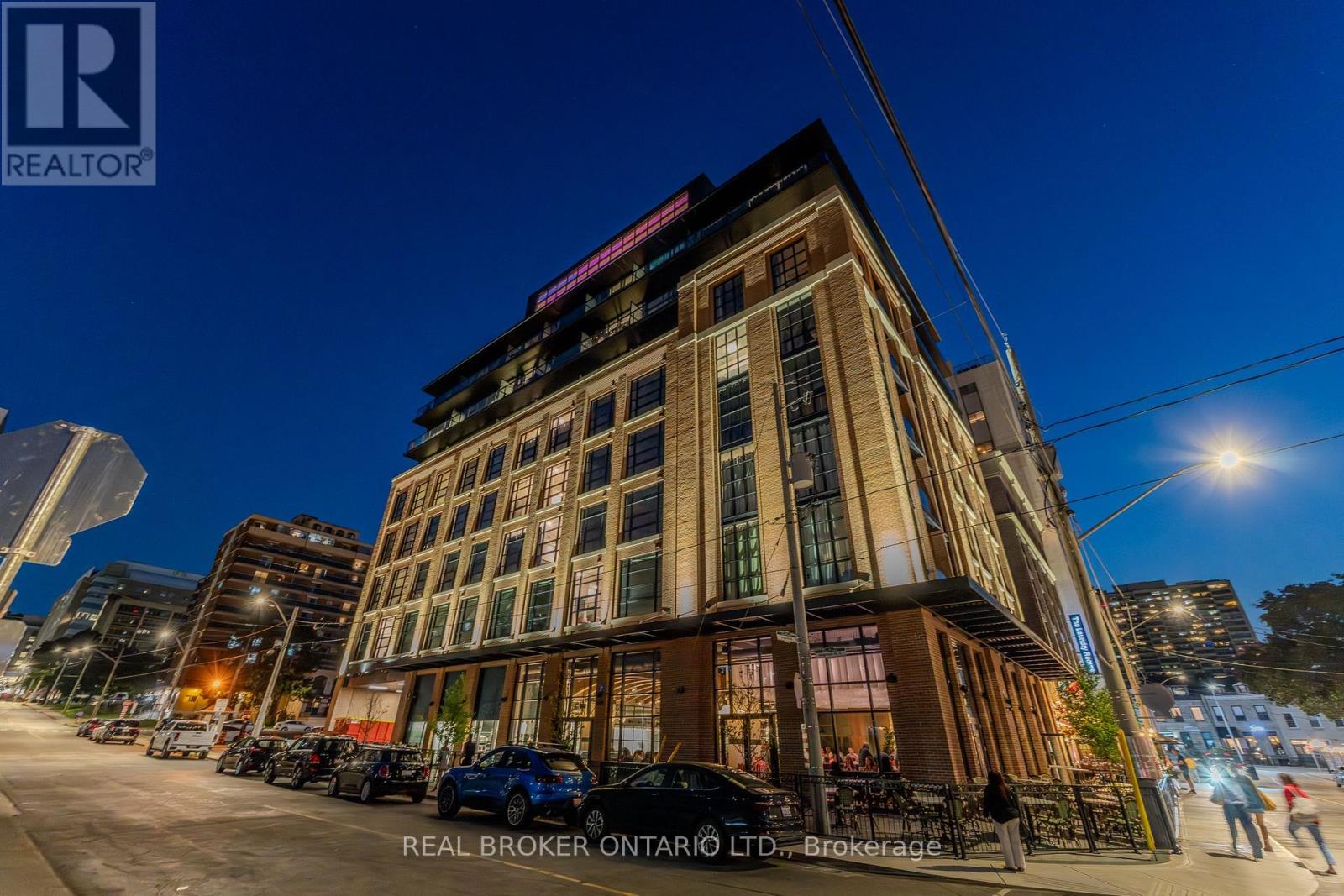 802 - 24 AUGUSTA STREET, Hamilton, Ontario