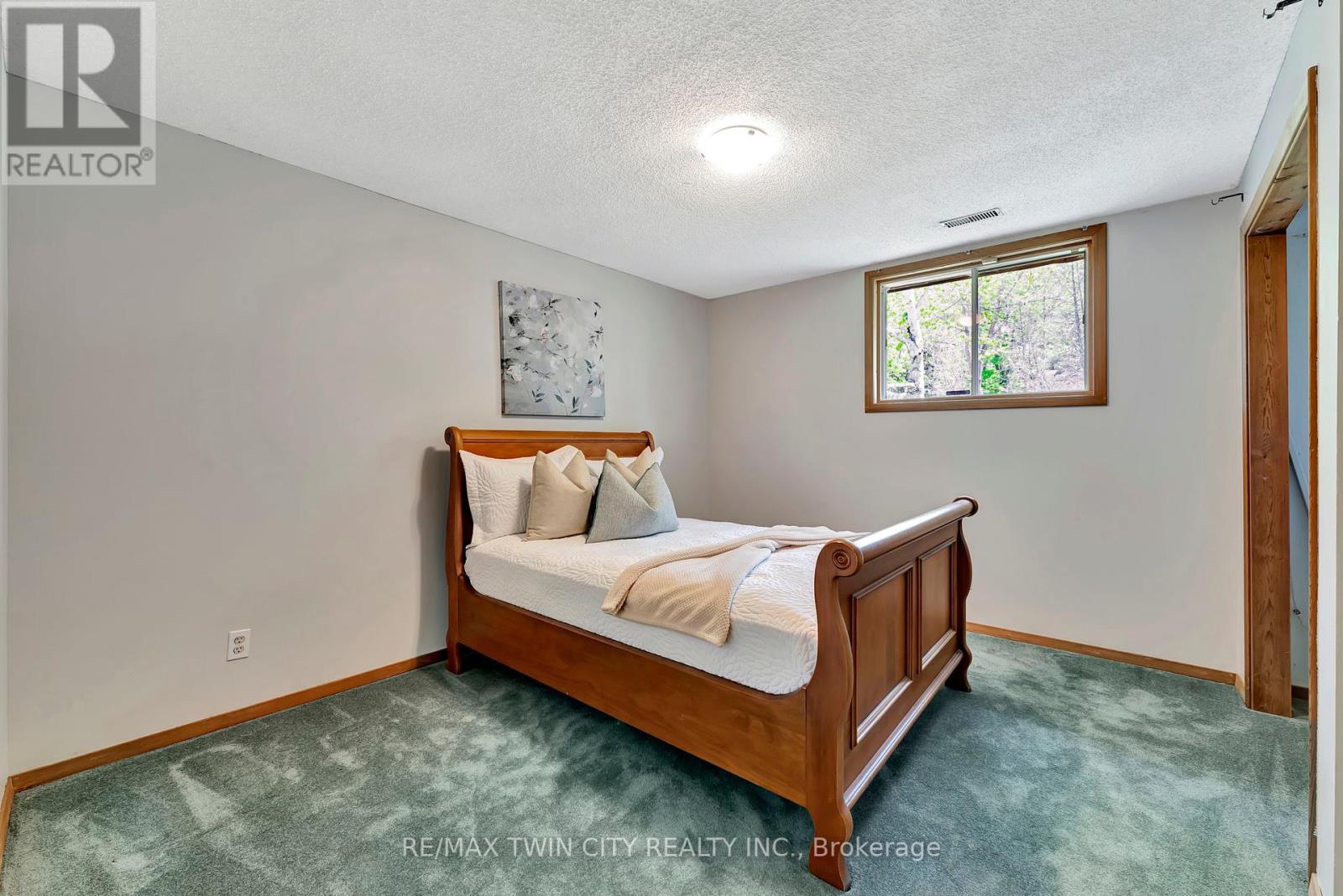 332 Piper Street, North Dumfries, Ontario  N0B 1E0 - Photo 32 - X12165518