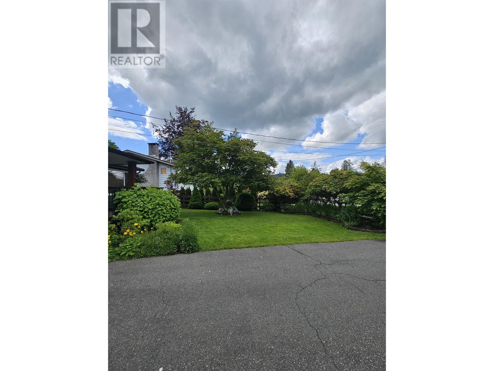 12082 261 Street, Maple Ridge, British Columbia  V2W 2A6 - Photo 5 - R2968623