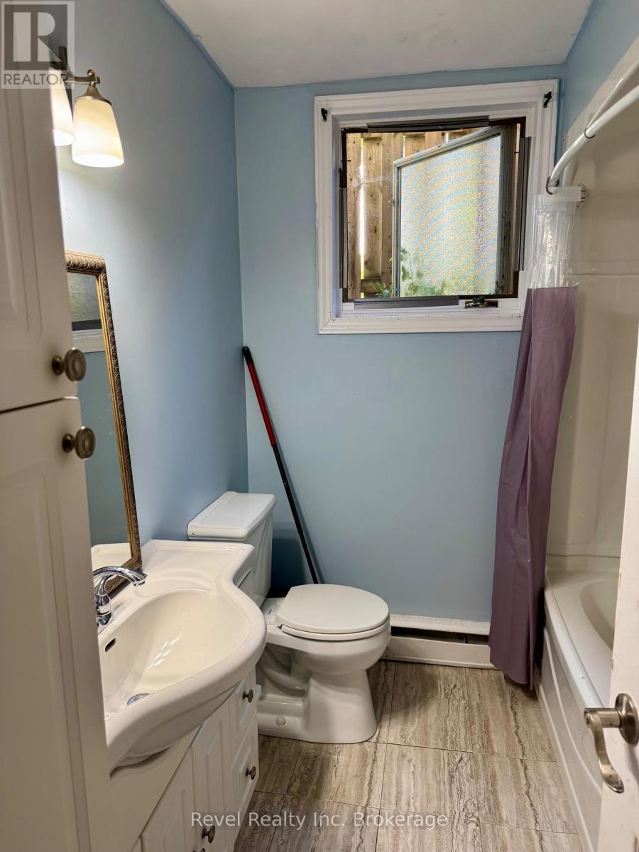 671 Ann Street, North Bay, Ontario  P1B 5L7 - Photo 16 - X12165567