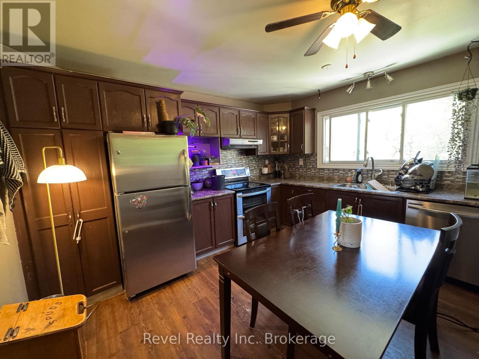 671 Ann Street, North Bay, Ontario  P1B 5L7 - Photo 20 - X12165567