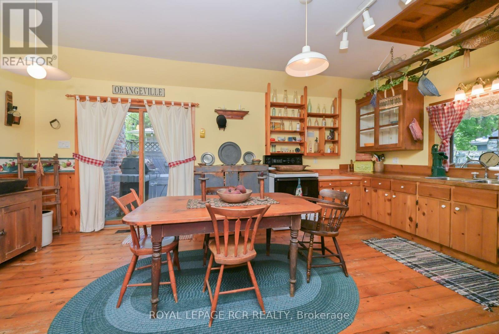 47 William Street, Orangeville, Ontario  L9W 2R8 - Photo 7 - W12165326