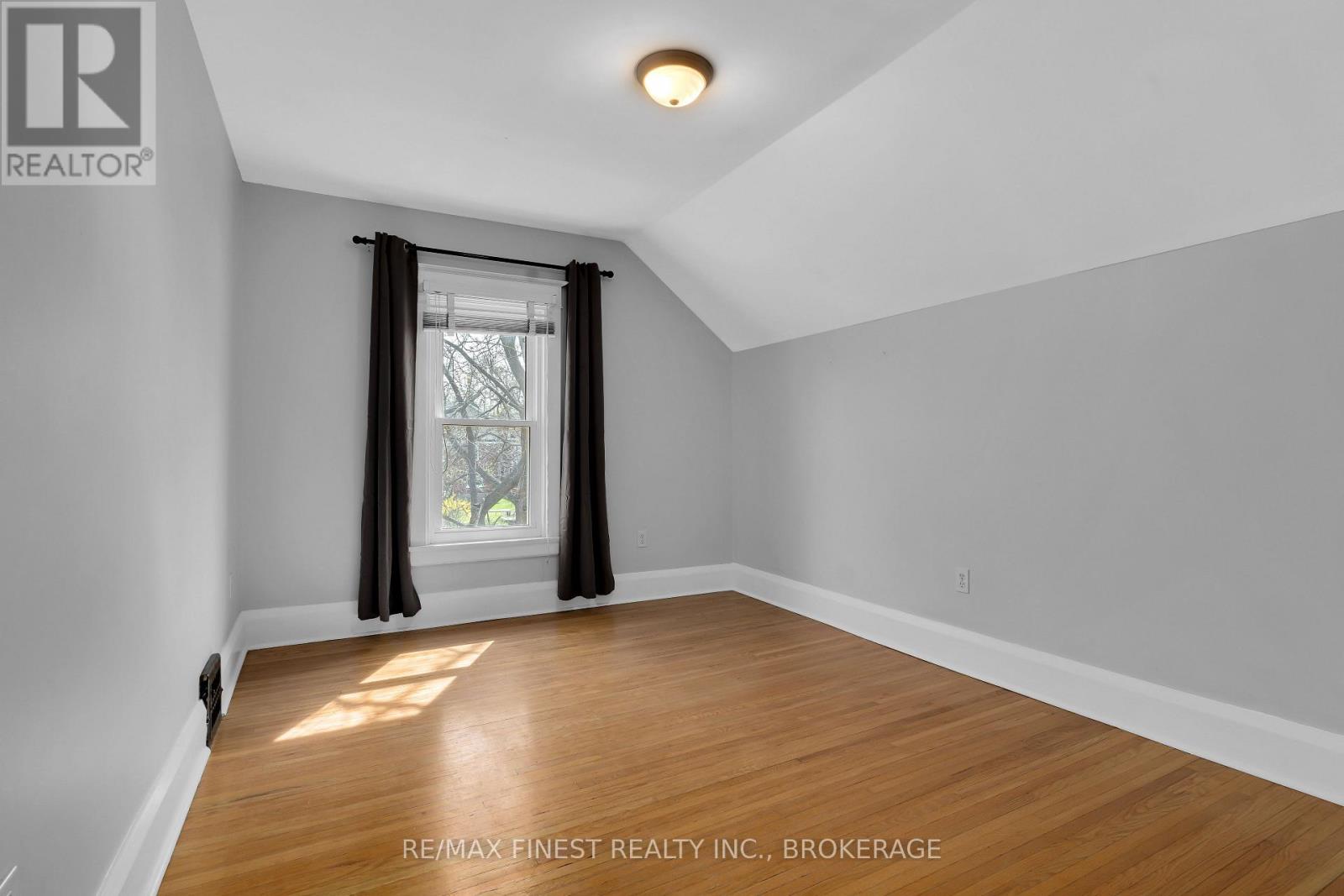 369 Victoria Street, Kingston, Ontario  K7L 3Z4 - Photo 18 - X12151113
