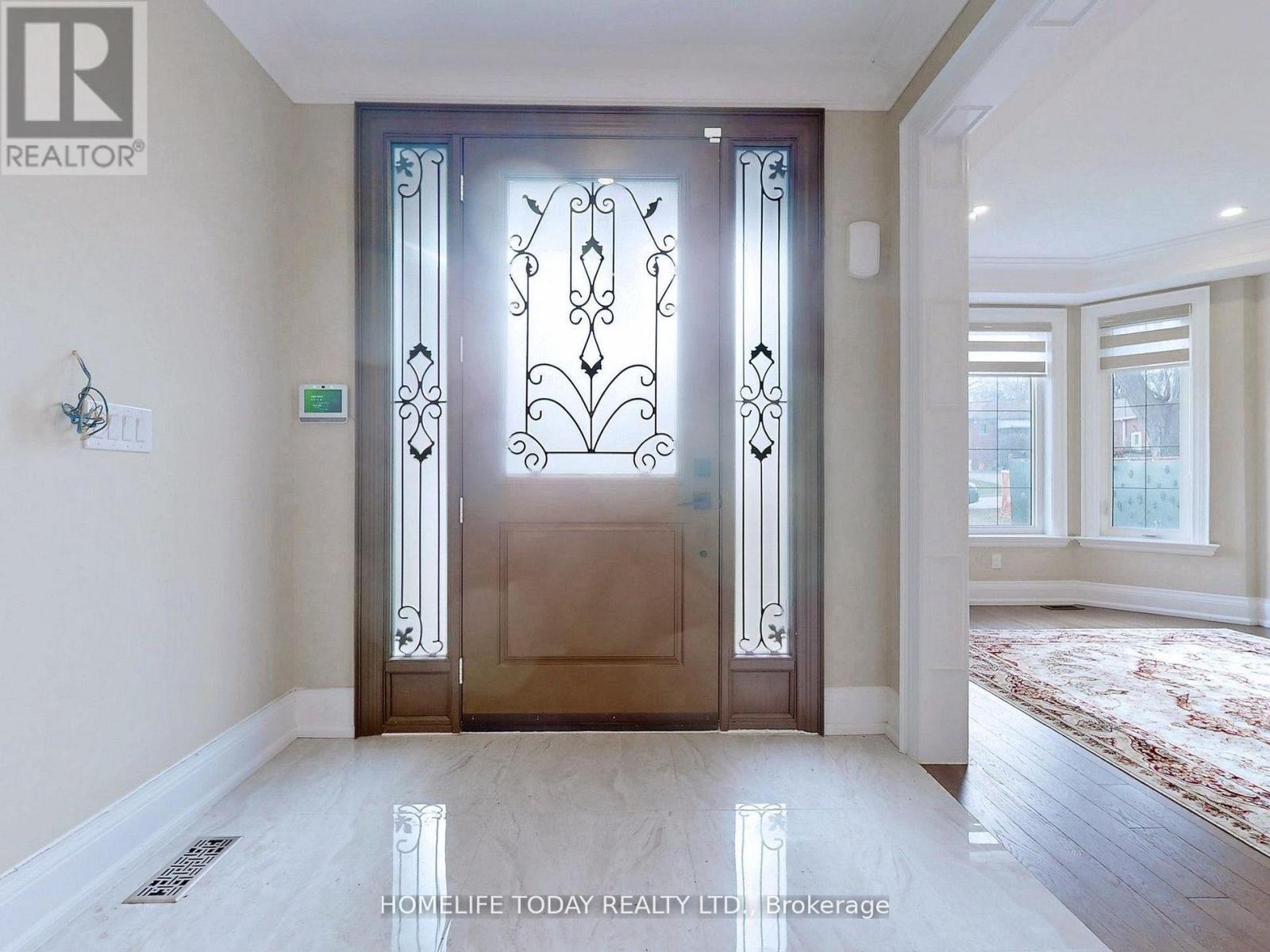 20 Chatterton Boulevard, Toronto, Ontario  M1M 2G2 - Photo 3 - E12081572