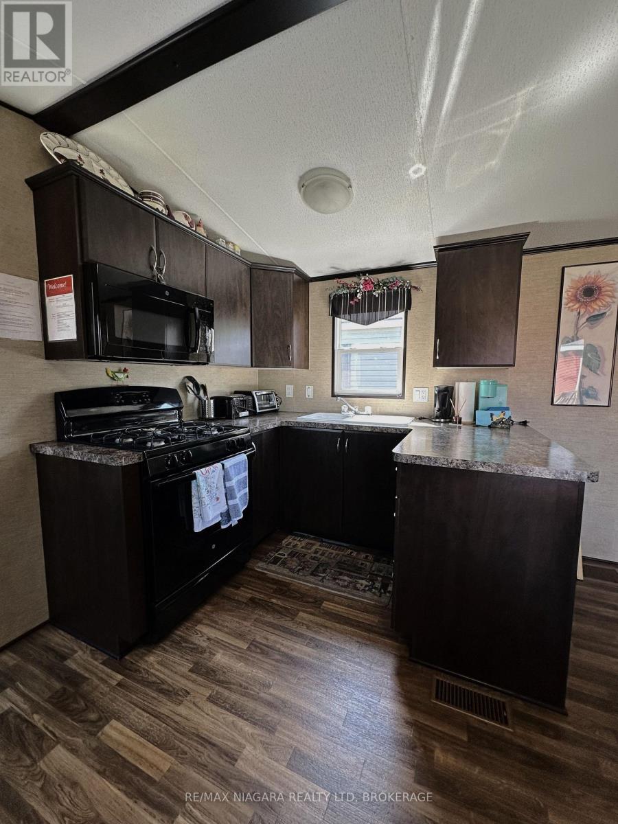 101 - 1501 Line 8 Road, Niagara-On-The-Lake, Ontario  L0S 1L0 - Photo 26 - X12026411
