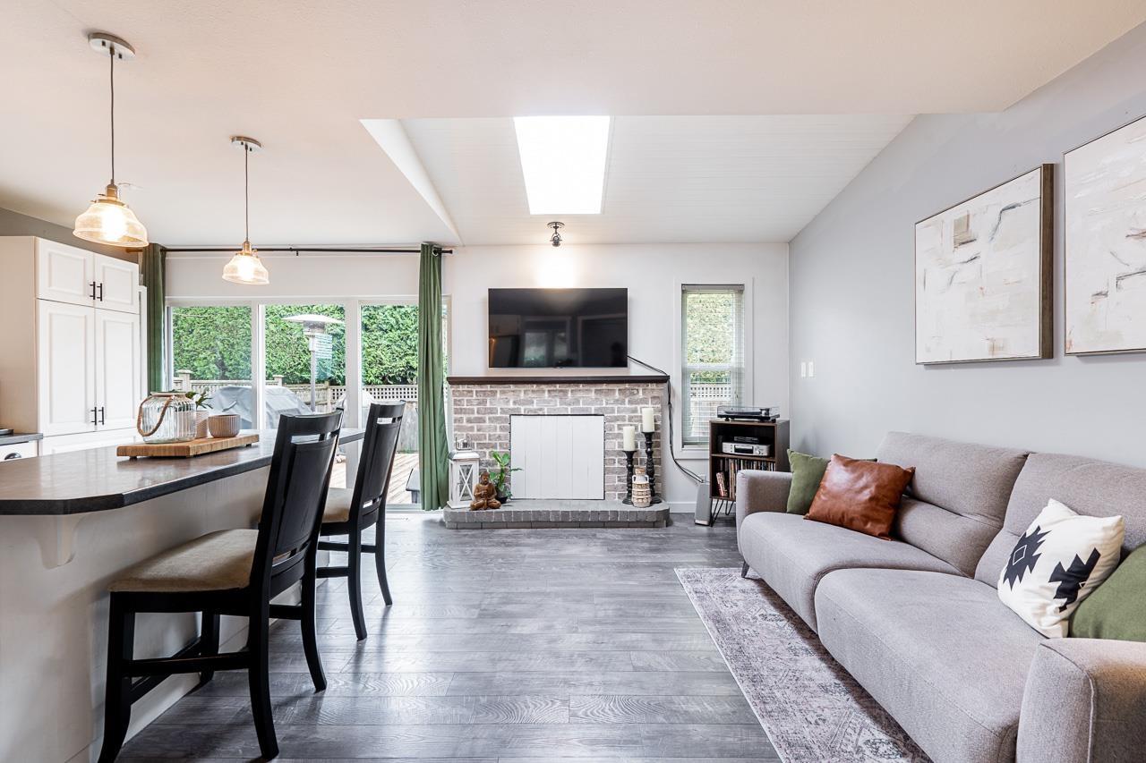 1963 144 Street, Surrey, British Columbia  V4A 7M6 - Photo 6 - R2987880