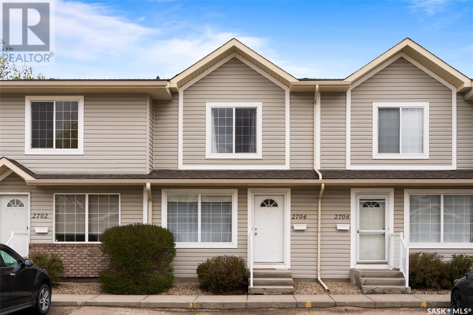 2704 Cranbourn CRESCENT, regina, Saskatchewan