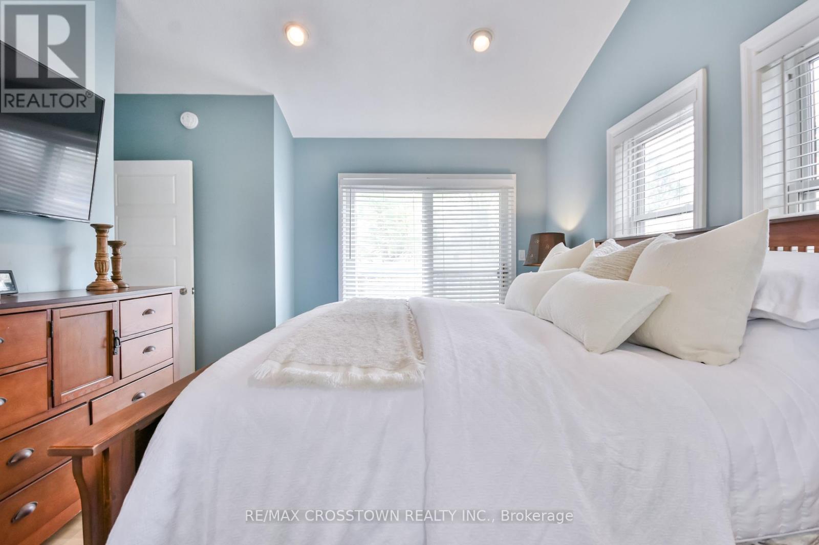 799 Mosley Street, Wasaga Beach, Ontario  L9Z 2H5 - Photo 31 - S12154669