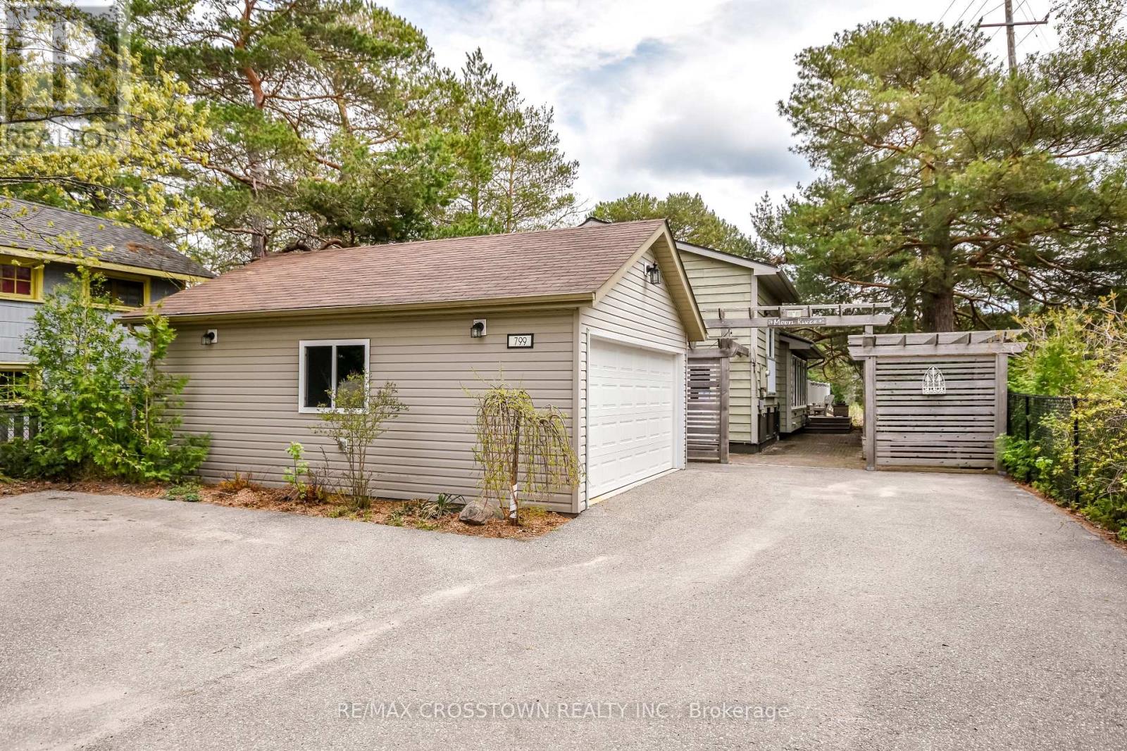 799 Mosley Street, Wasaga Beach, Ontario  L9Z 2H5 - Photo 6 - S12154669