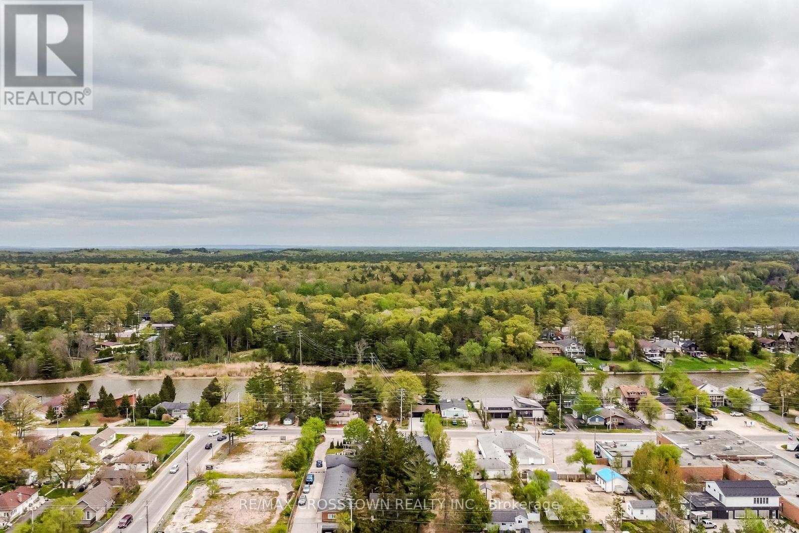 799 Mosley Street, Wasaga Beach, Ontario  L9Z 2H5 - Photo 16 - S12154669