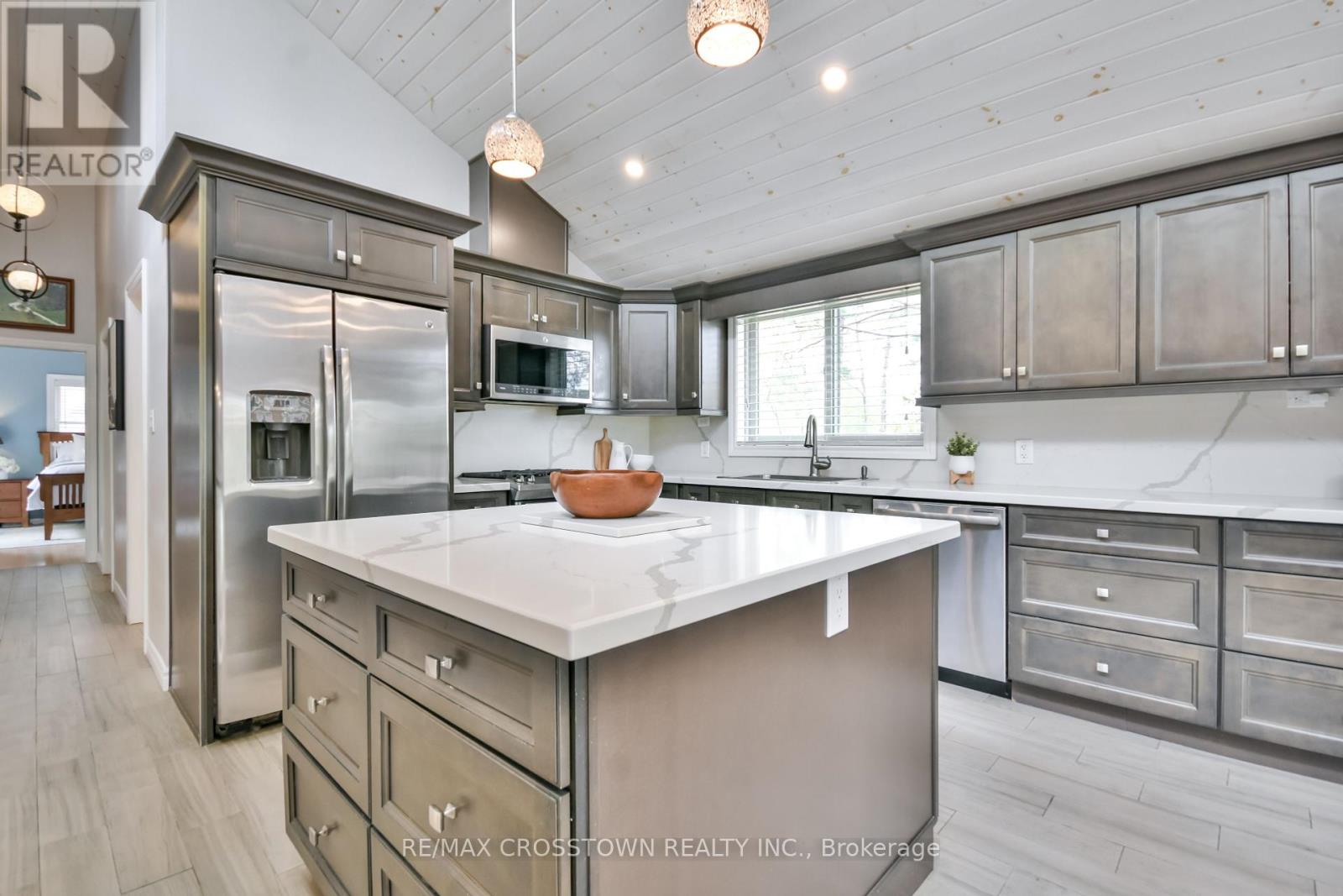 799 Mosley Street, Wasaga Beach, Ontario  L9Z 2H5 - Photo 23 - S12154669