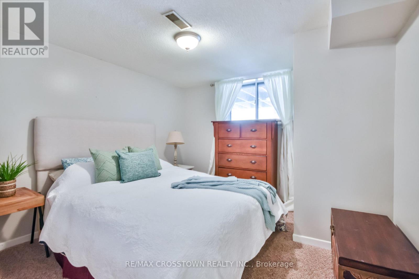 799 Mosley Street, Wasaga Beach, Ontario  L9Z 2H5 - Photo 40 - S12154669