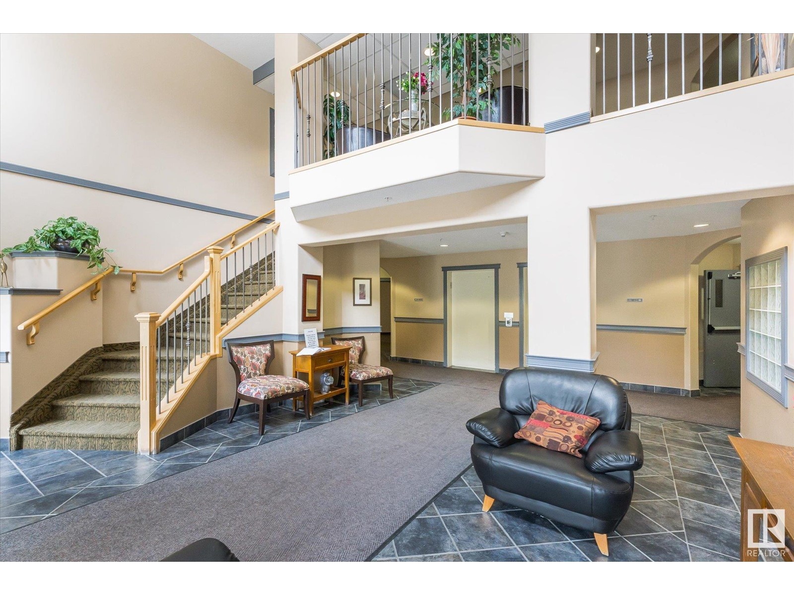 Property at #414 261 YOUVILLE DR E NW image 4