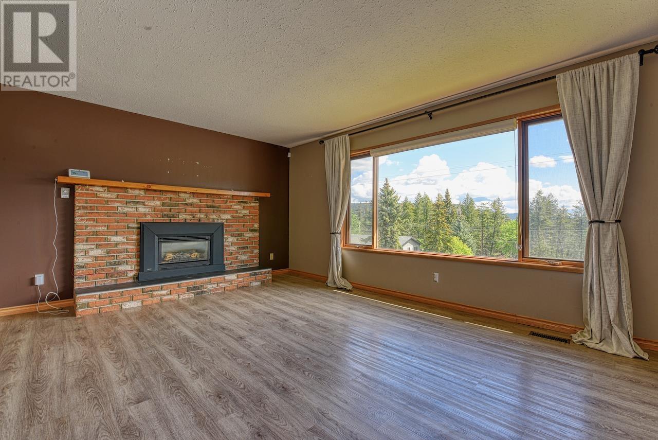 Property at 93 WESTRIDGE DRIVE image 2