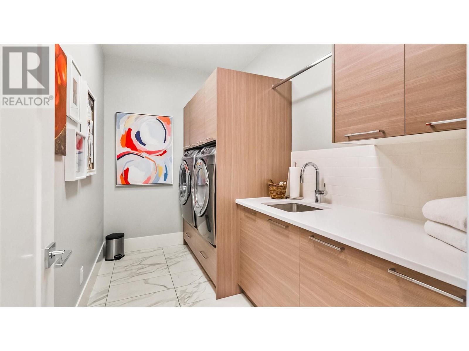 5687 Jasper Way, Kelowna, British Columbia  V1W 5L7 - Photo 32 - 10348802