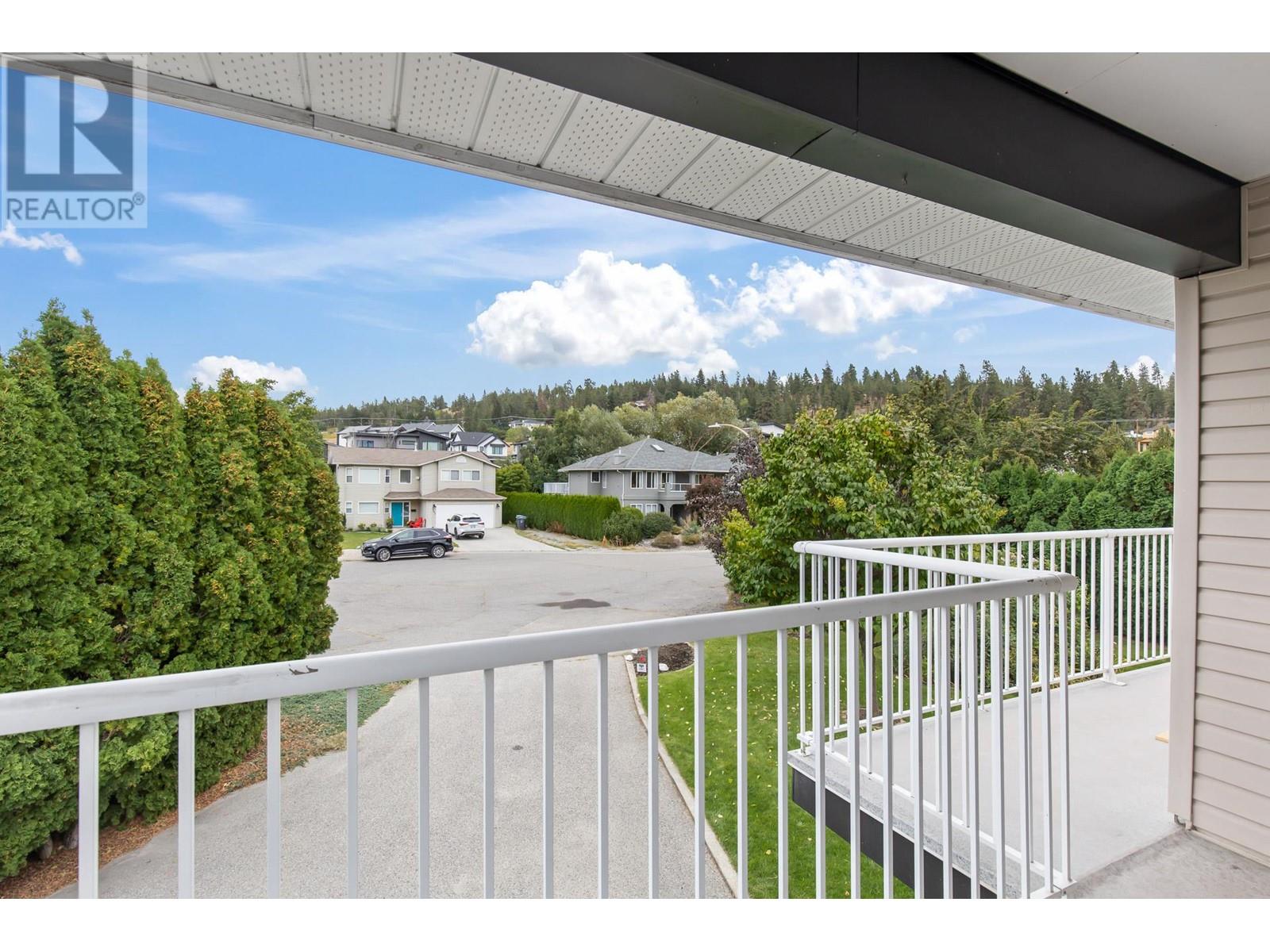 790 Torrs Court, Kelowna, British Columbia  V1W 1B5 - Photo 12 - 10348680