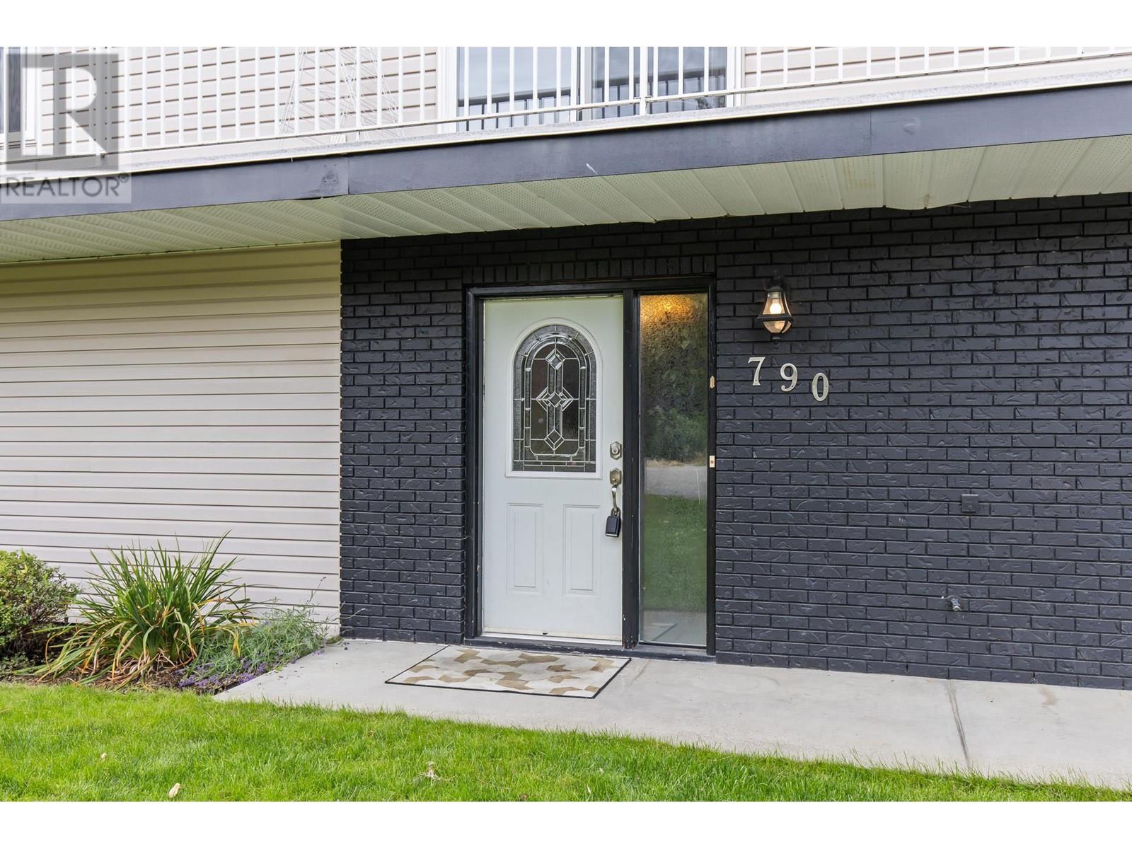 790 Torrs Court, Kelowna, British Columbia  V1W 1B5 - Photo 14 - 10348680