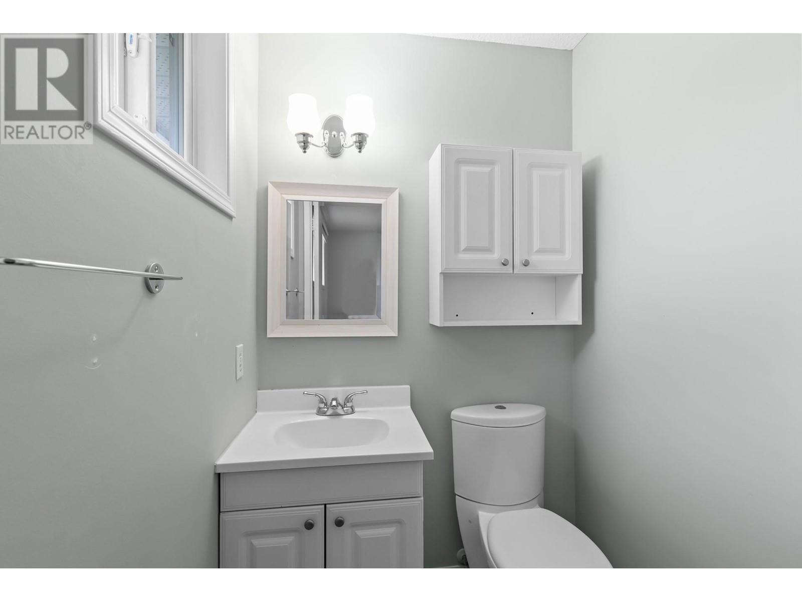 790 Torrs Court, Kelowna, British Columbia  V1W 1B5 - Photo 31 - 10348680