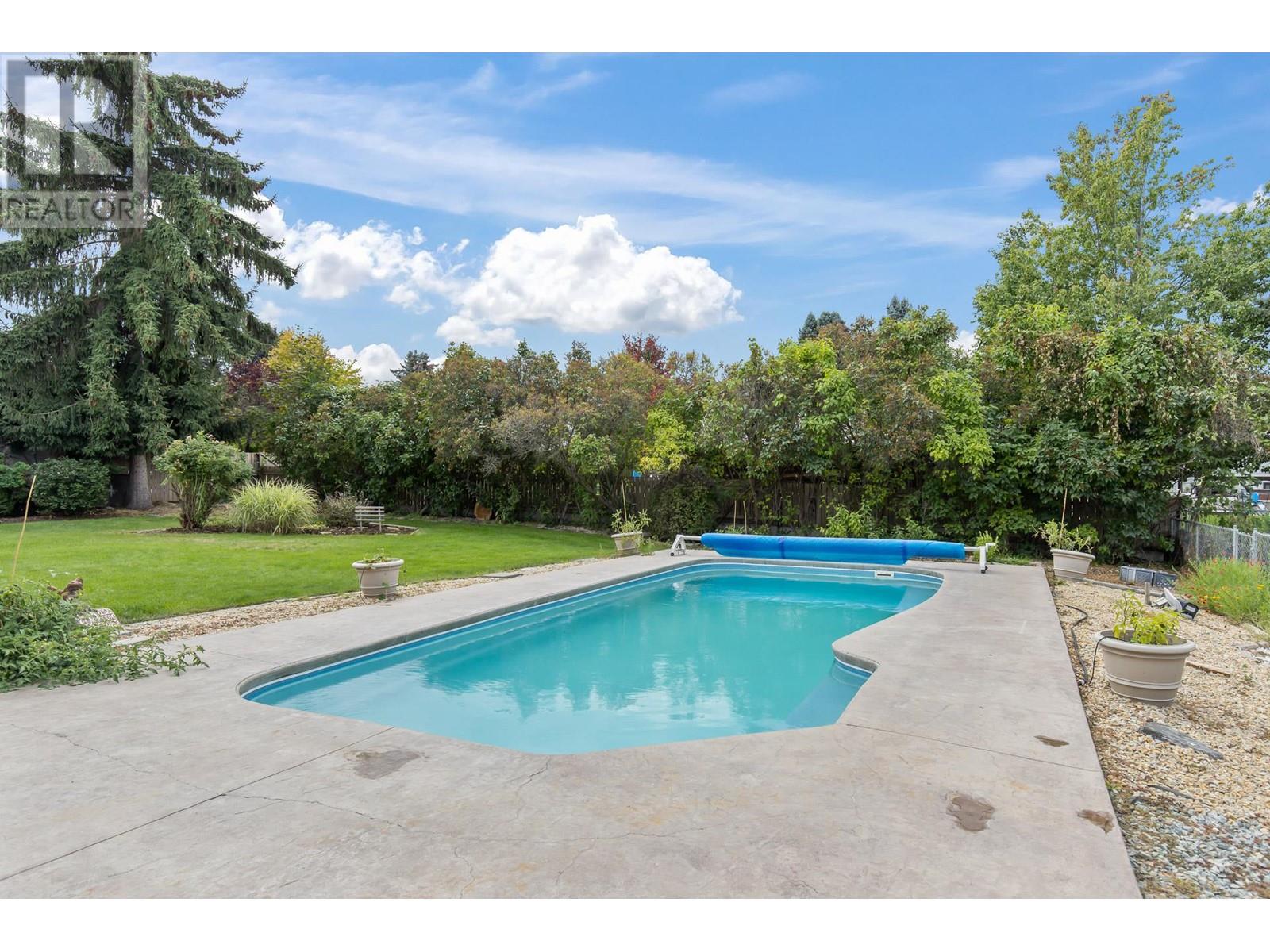 790 Torrs Court, Kelowna, British Columbia  V1W 1B5 - Photo 51 - 10348680