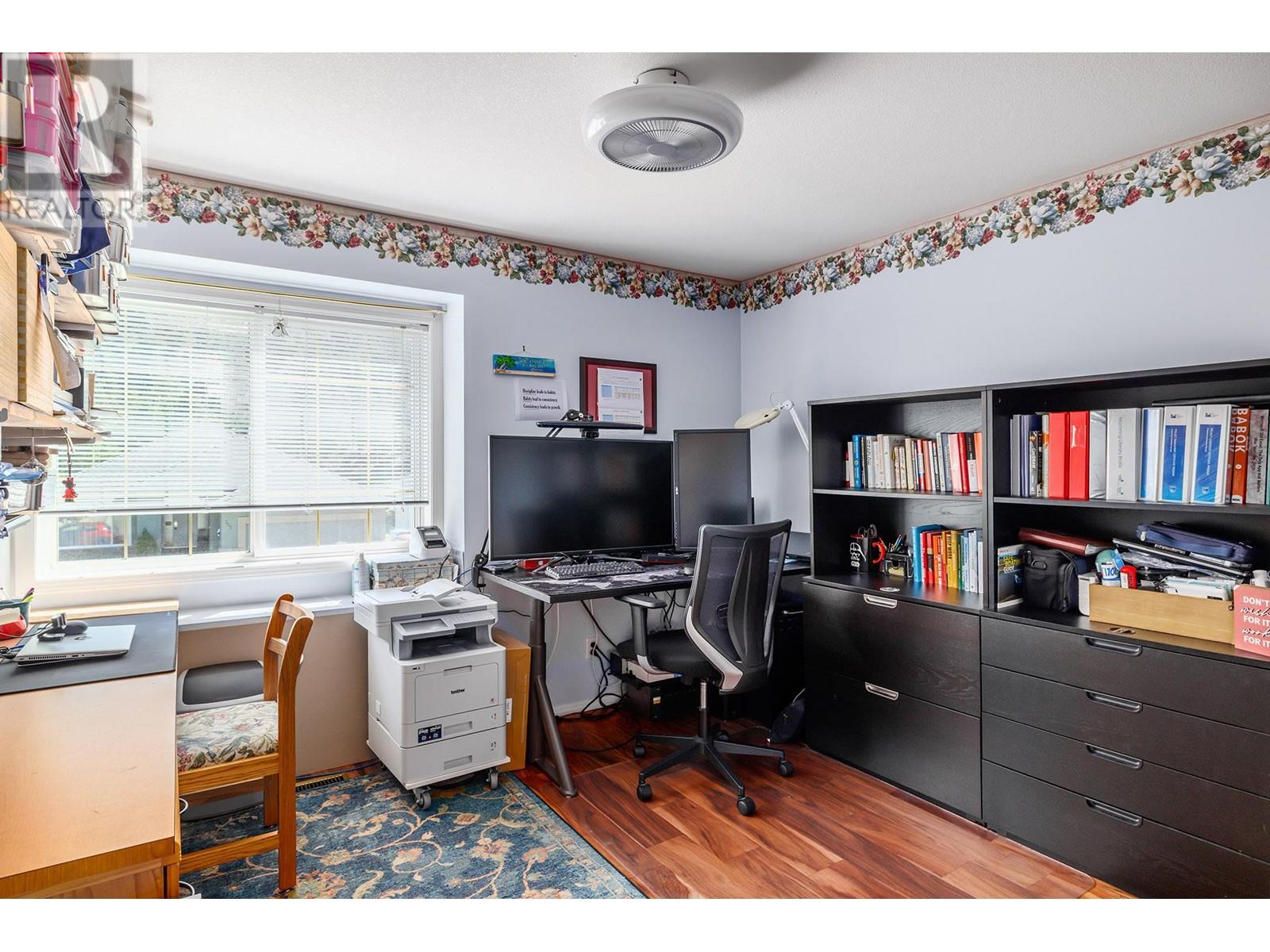 356 Woodpark Crescent, Kelowna, BC V1V2L4