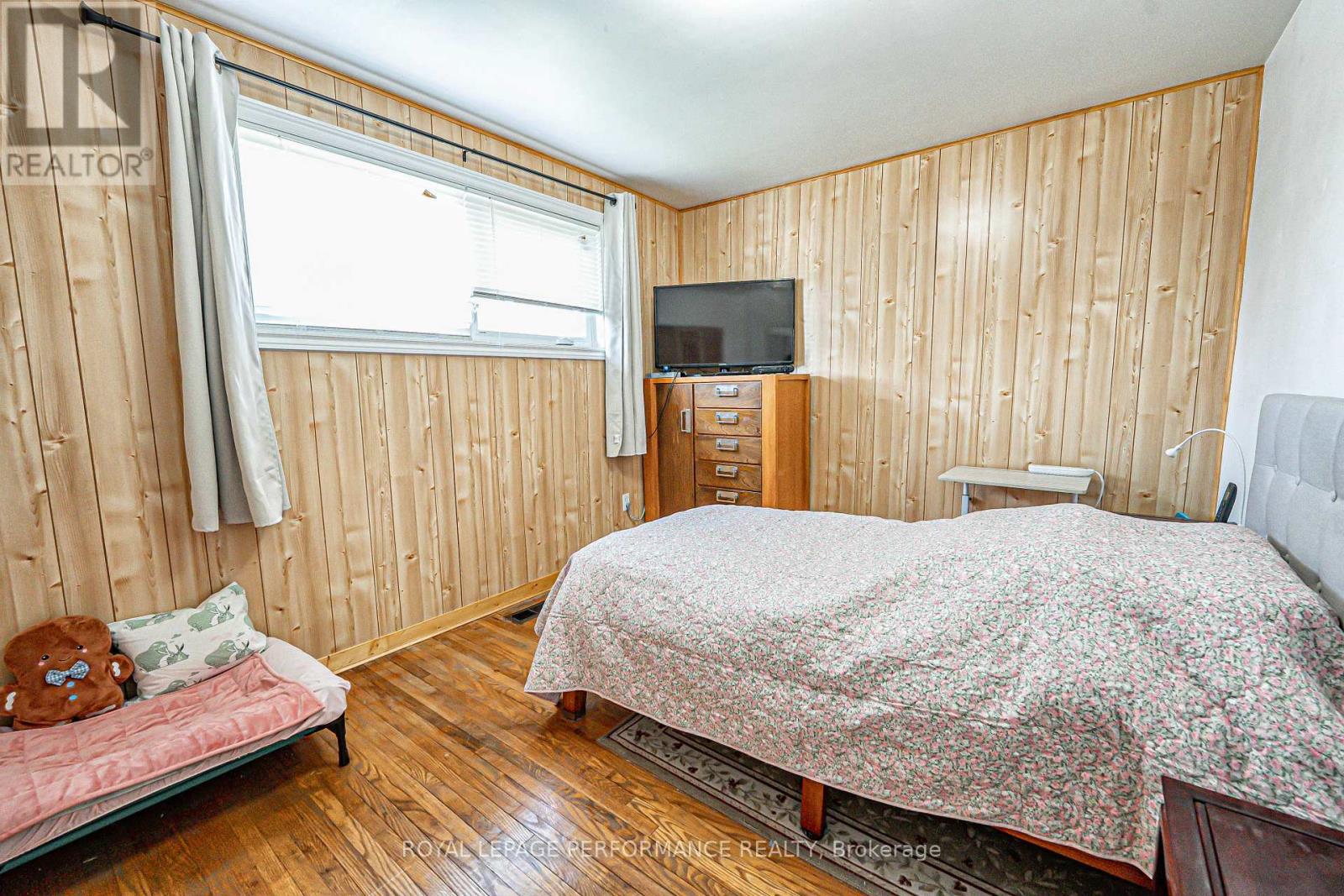 18 Courtwright Road, Toronto (Eringate-Centennial-West Deane), Ontario  M9C 4B4 - Photo 14 - W12165693