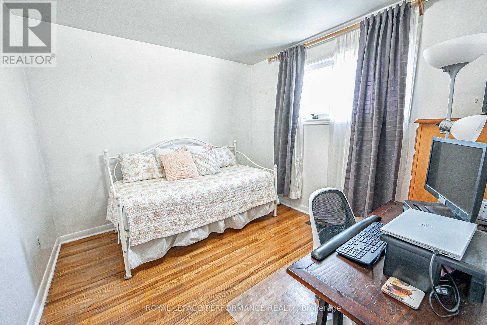 18 Courtwright Road, Toronto (Eringate-Centennial-West Deane), Ontario  M9C 4B4 - Photo 16 - W12165693