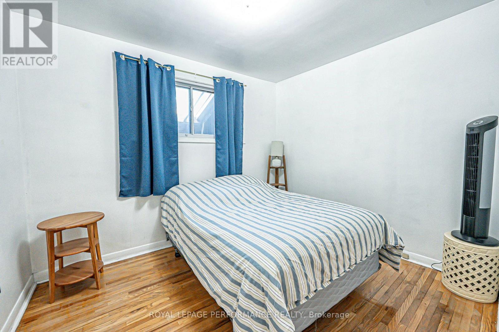 18 Courtwright Road, Toronto (Eringate-Centennial-West Deane), Ontario  M9C 4B4 - Photo 17 - W12165693