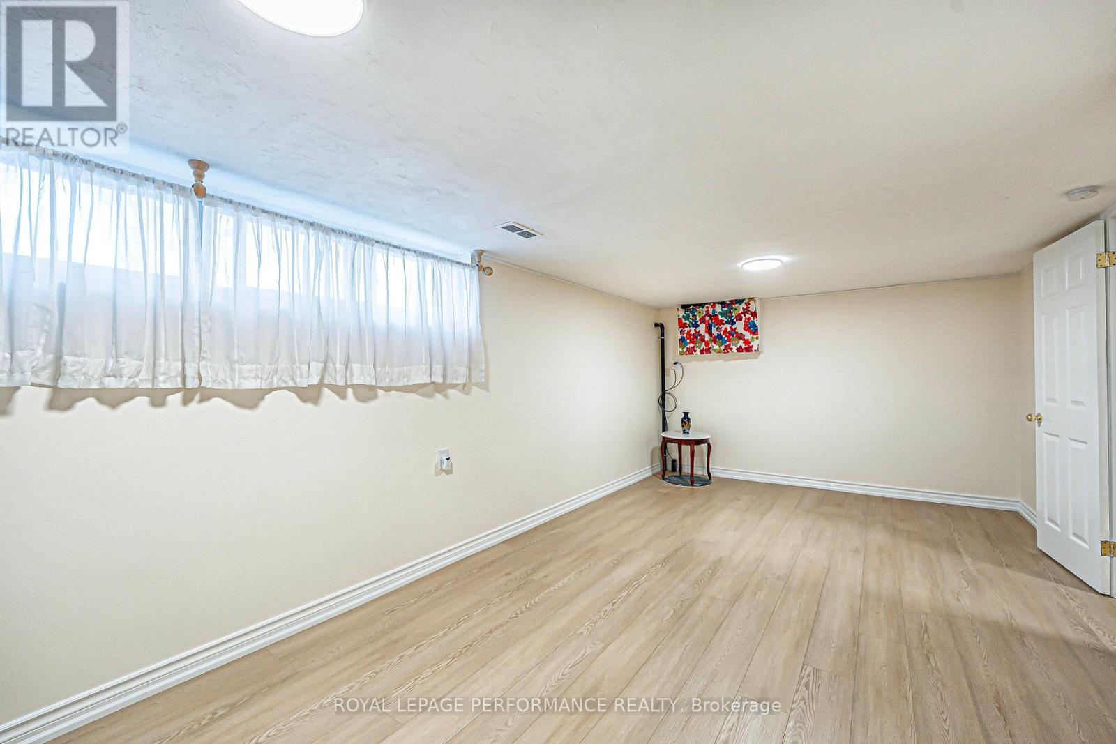 18 Courtwright Road, Toronto (Eringate-Centennial-West Deane), Ontario  M9C 4B4 - Photo 23 - W12165693