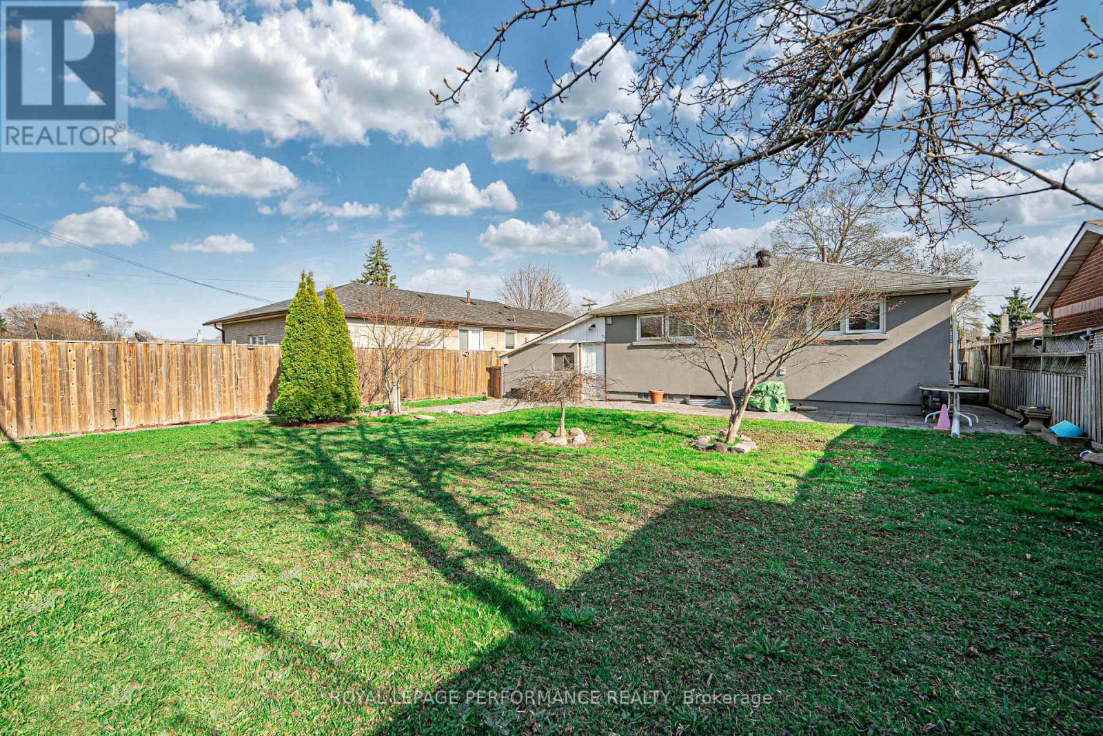 18 Courtwright Road, Toronto (Eringate-Centennial-West Deane), Ontario  M9C 4B4 - Photo 28 - W12165693