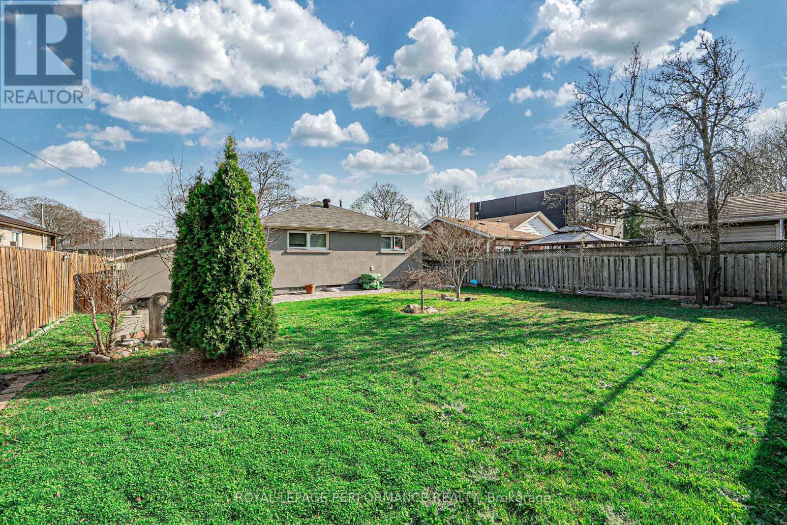 18 Courtwright Road, Toronto (Eringate-Centennial-West Deane), Ontario  M9C 4B4 - Photo 29 - W12165693