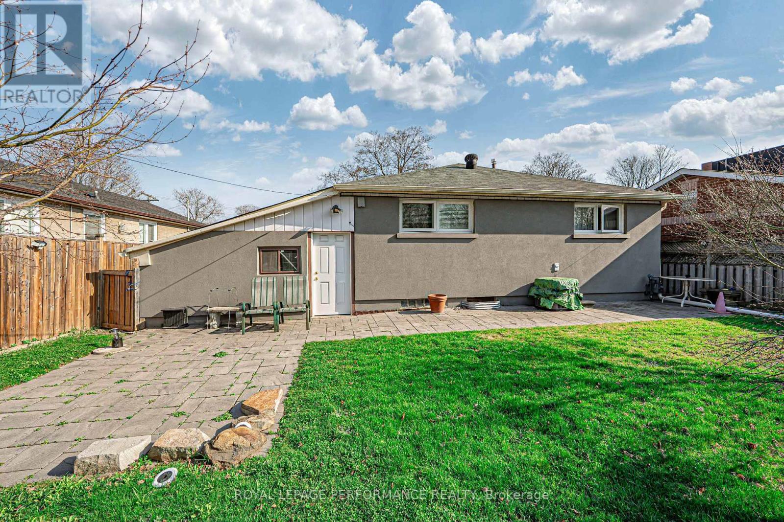 18 Courtwright Road, Toronto (Eringate-Centennial-West Deane), Ontario  M9C 4B4 - Photo 30 - W12165693