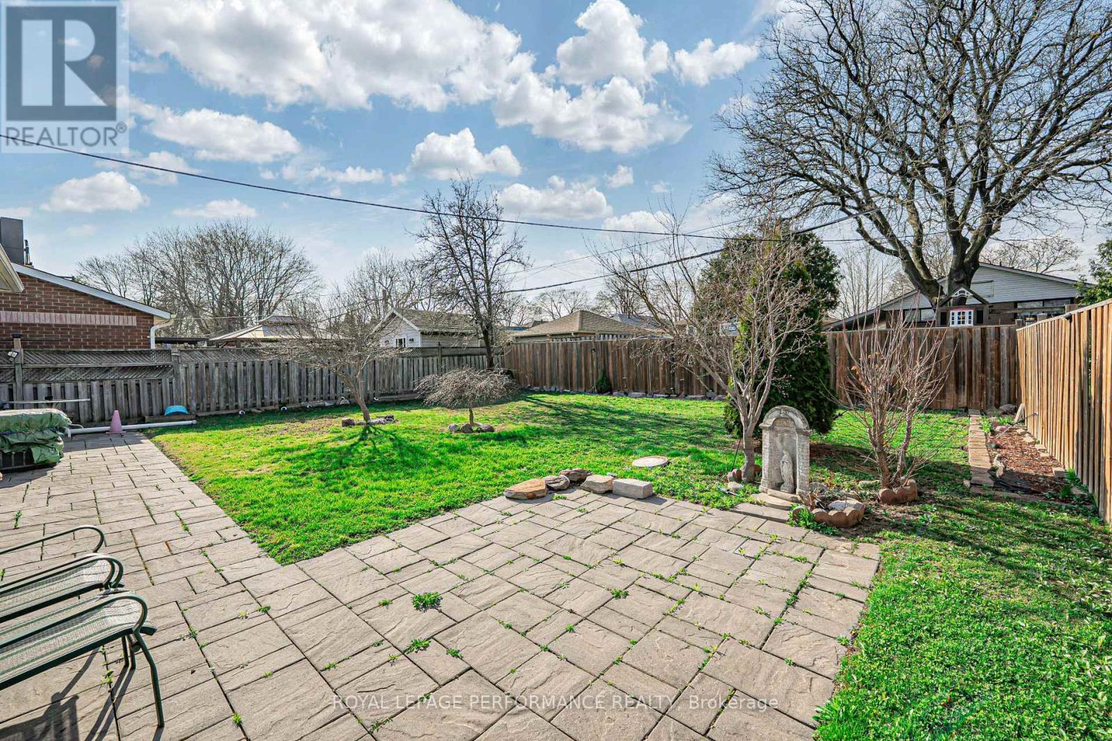 18 Courtwright Road, Toronto (Eringate-Centennial-West Deane), Ontario  M9C 4B4 - Photo 31 - W12165693