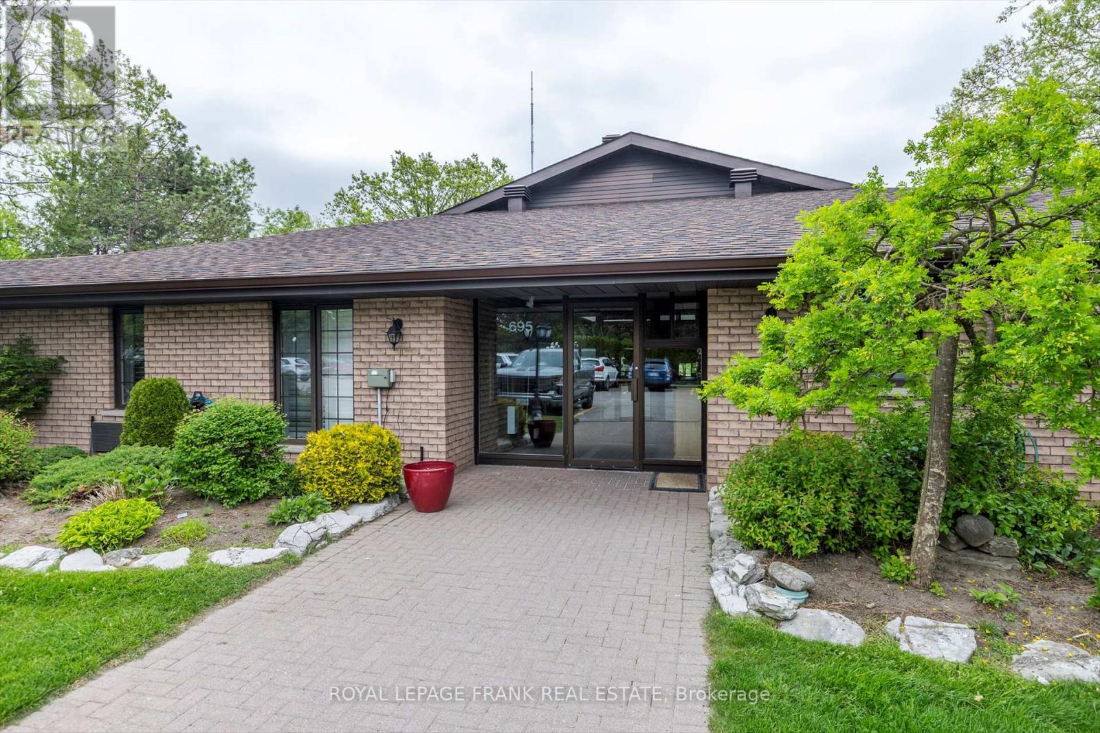 4 - 695 Whitaker Street, Peterborough East, Ontario  K9H 7K3 - Photo 2 - X12165691