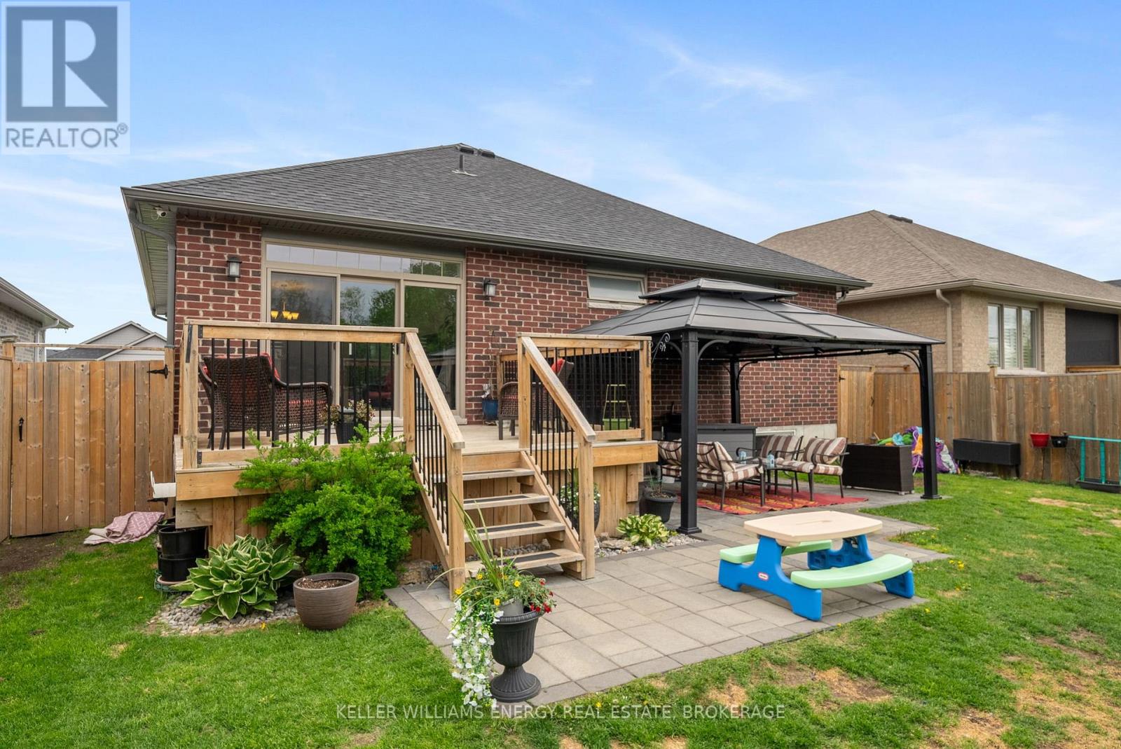 53 Mercedes Drive, Belleville, Ontario  K8N 0B7 - Photo 32 - X12165756