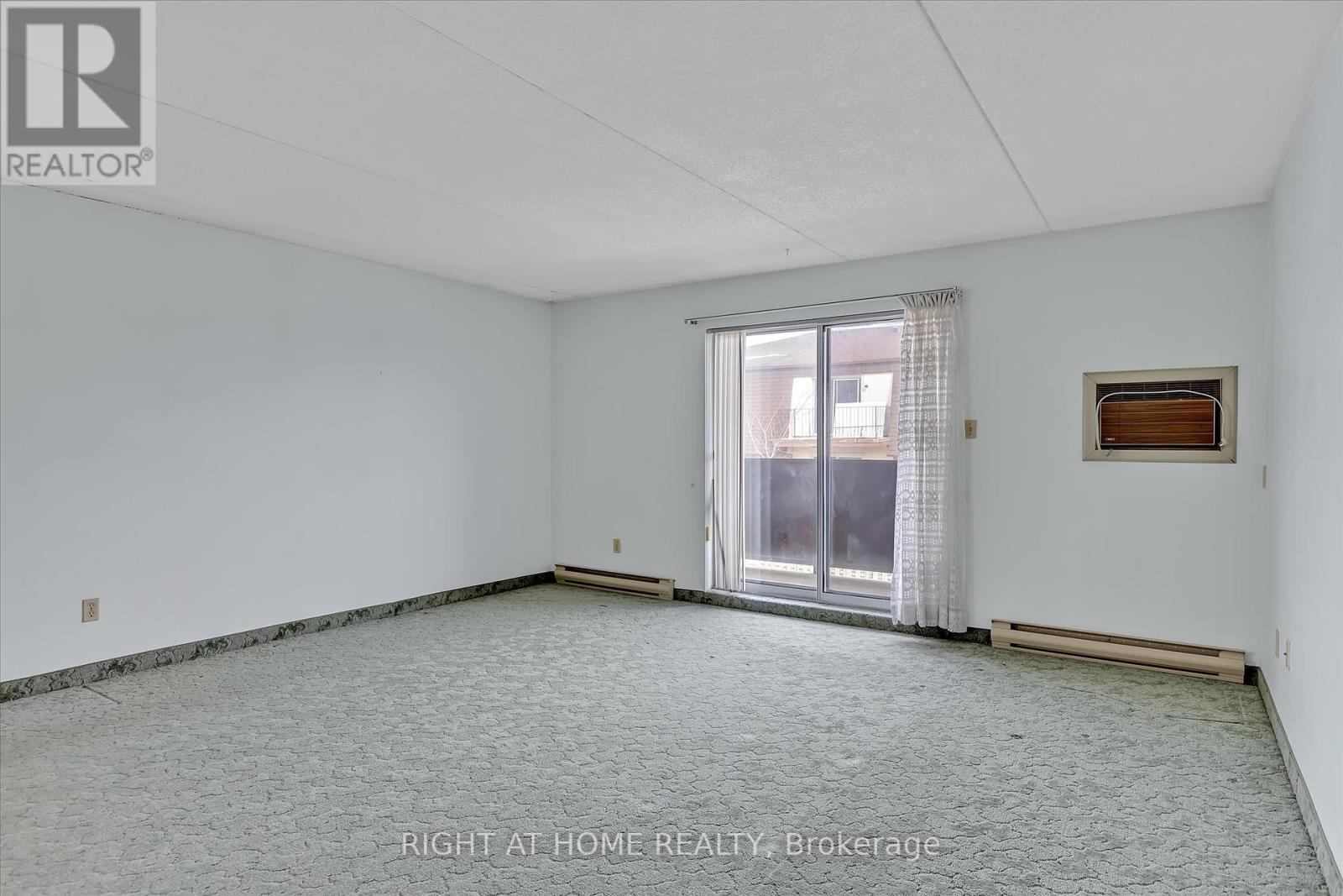 208 - 795 Sherbrooke Street, Peterborough West, Ontario  K9J 2R2 - Photo 12 - X12165777