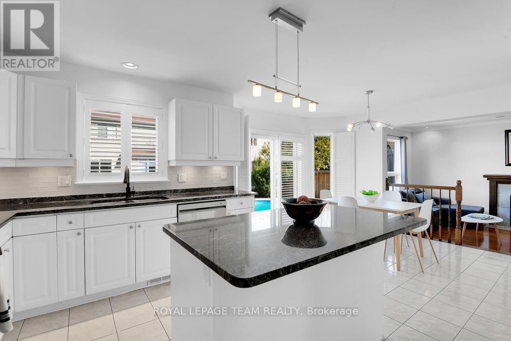 21 Mayford Avenue, Ottawa, Ontario  K2G 6A7 - Photo 11 - X12165527