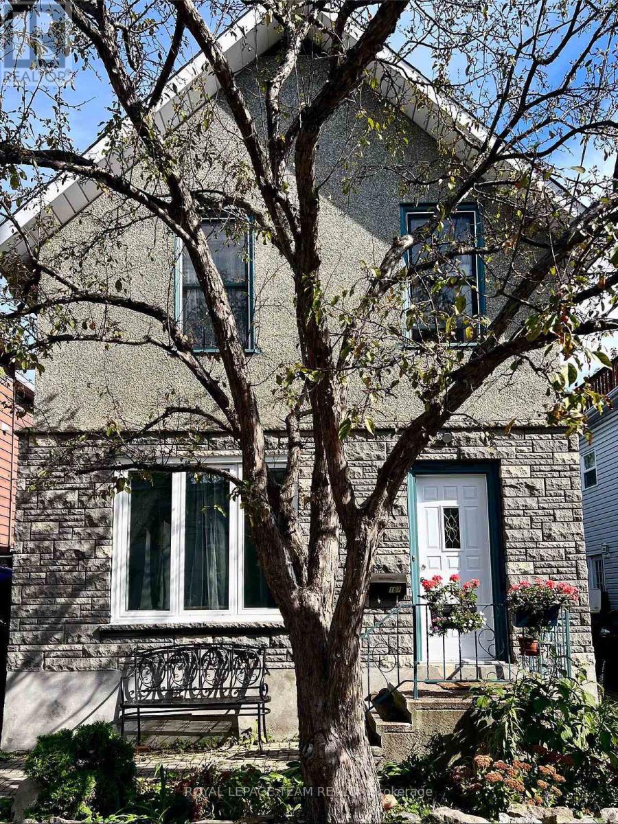 167 Drummond Street, Ottawa, Ontario  K1S 1K3 - Photo 1 - X12165556