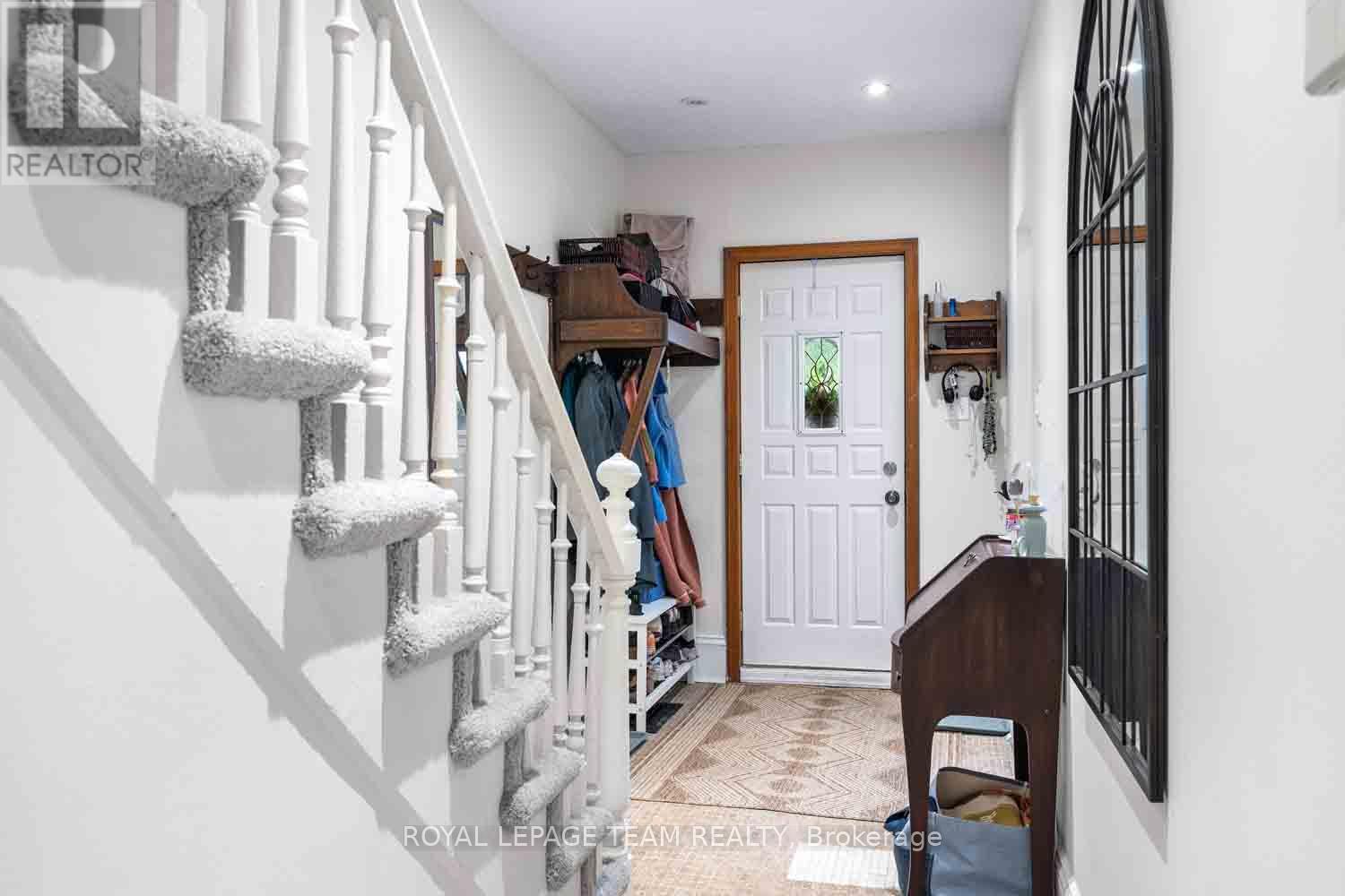 167 Drummond Street, Ottawa, Ontario  K1S 1K3 - Photo 6 - X12165556
