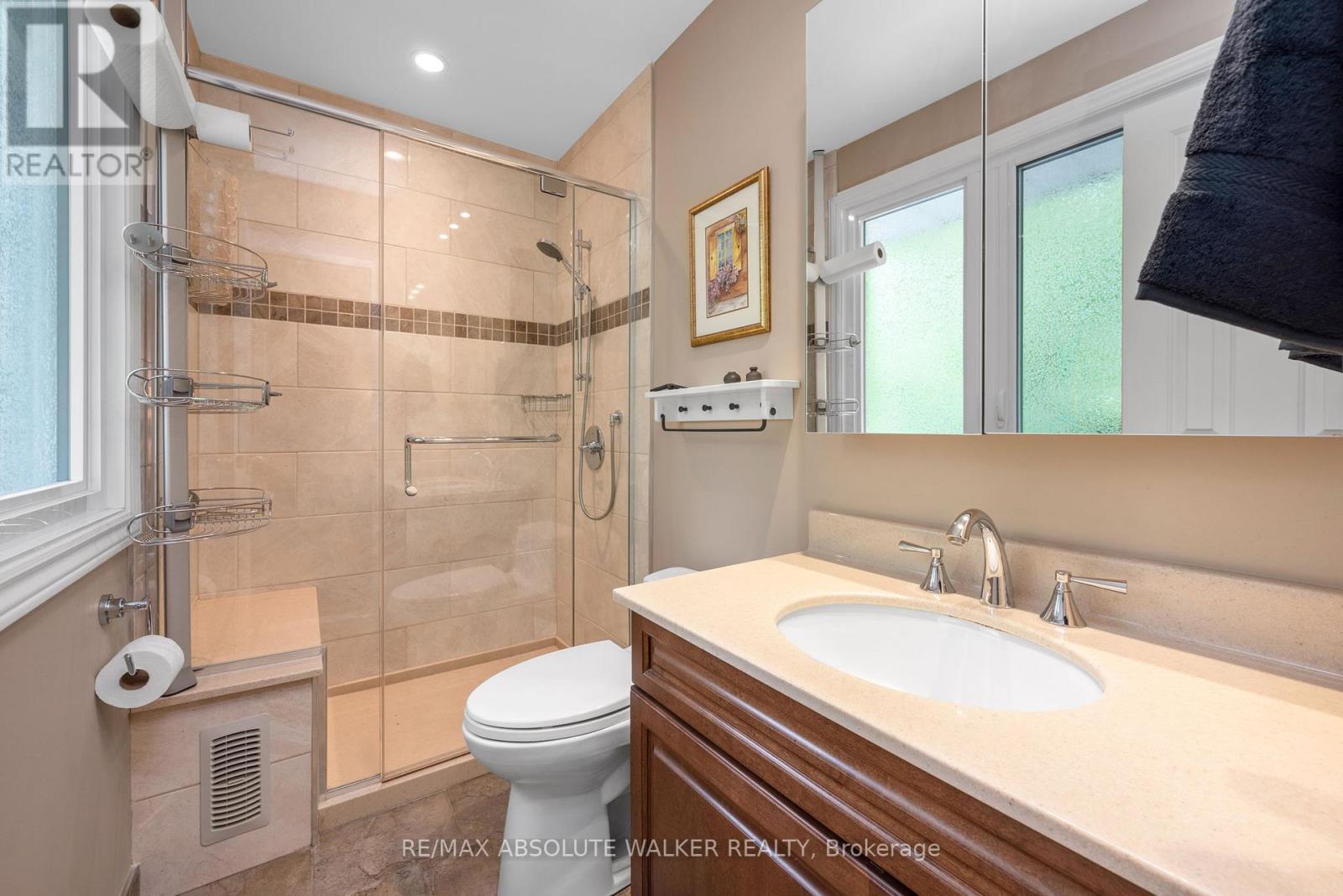 2372 Ogilvie Road, Ottawa, Ontario  K1J 7N6 - Photo 29 - X12165627