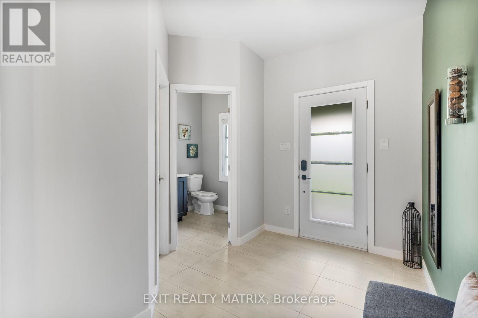 Property at 1463 VINETTE ROAD image 4