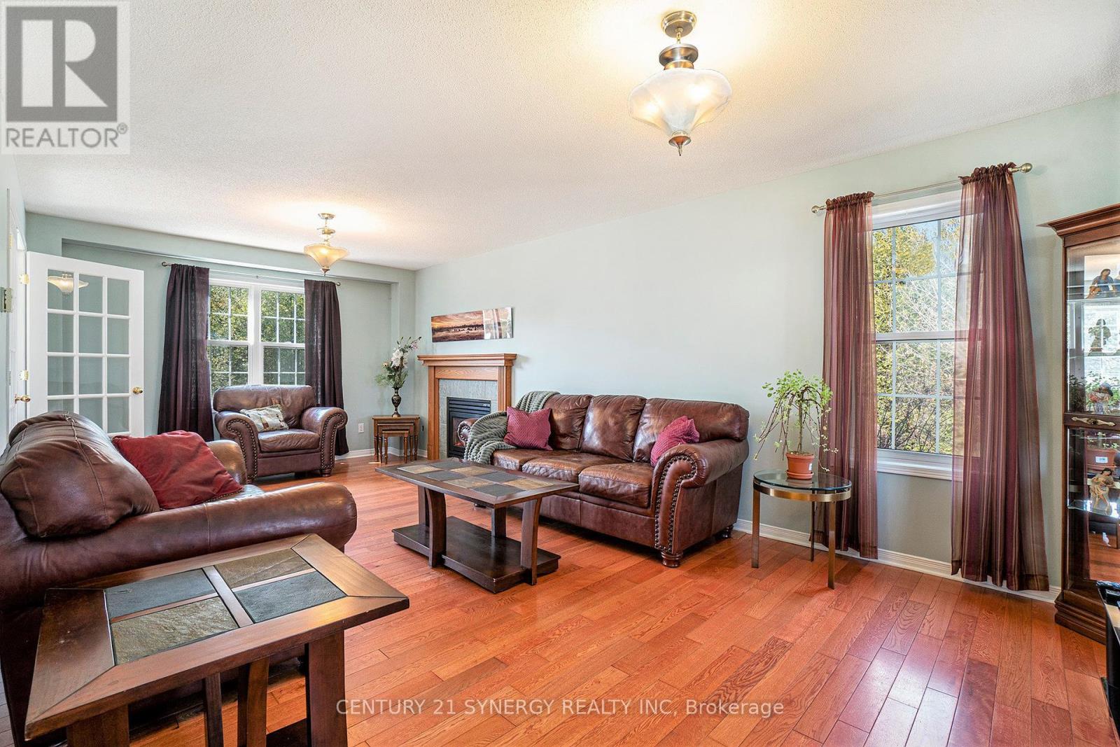 40 Empress Drive, North Grenville, Ontario  K0G 1J0 - Photo 4 - X12165770