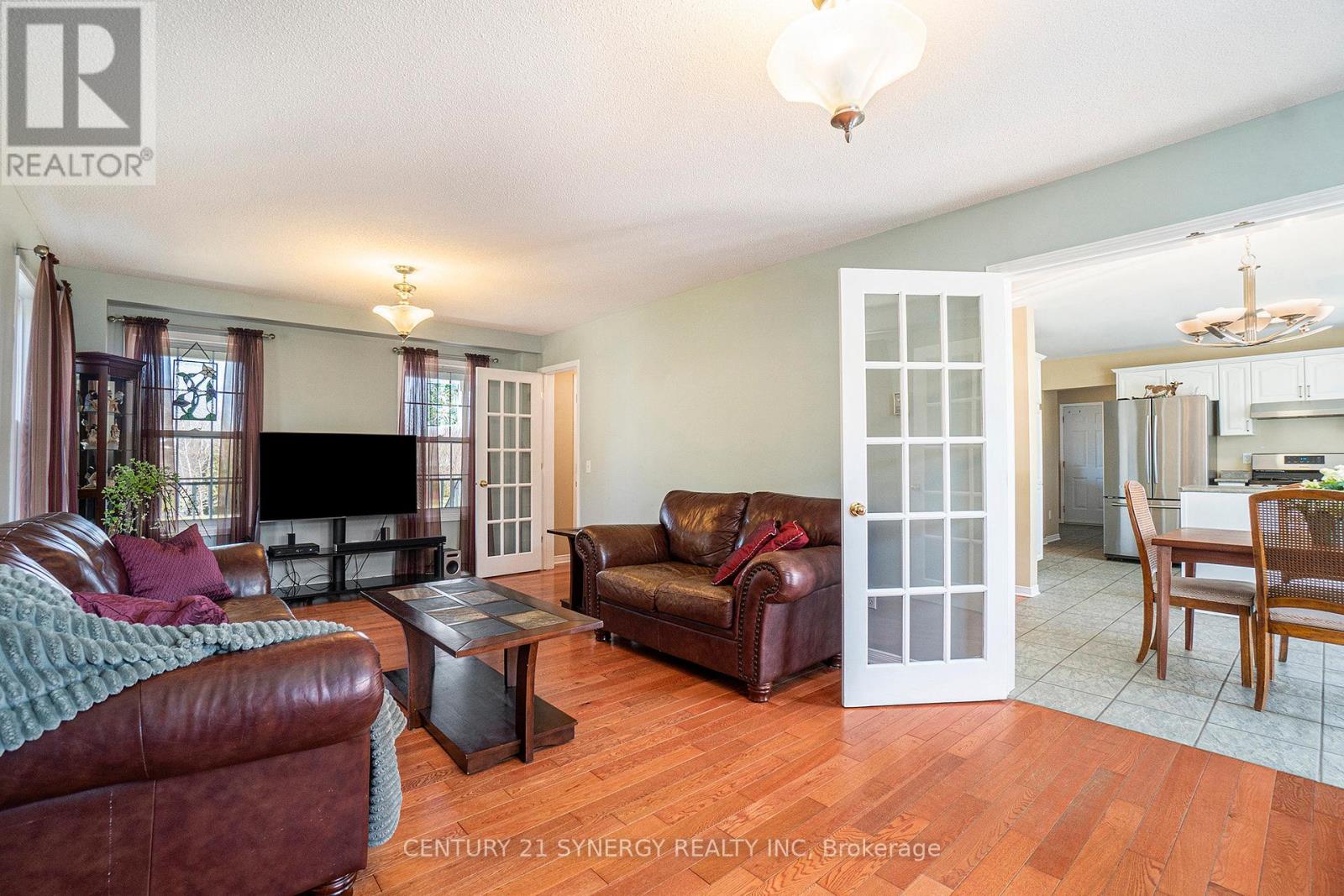 40 Empress Drive, North Grenville, Ontario  K0G 1J0 - Photo 5 - X12165770