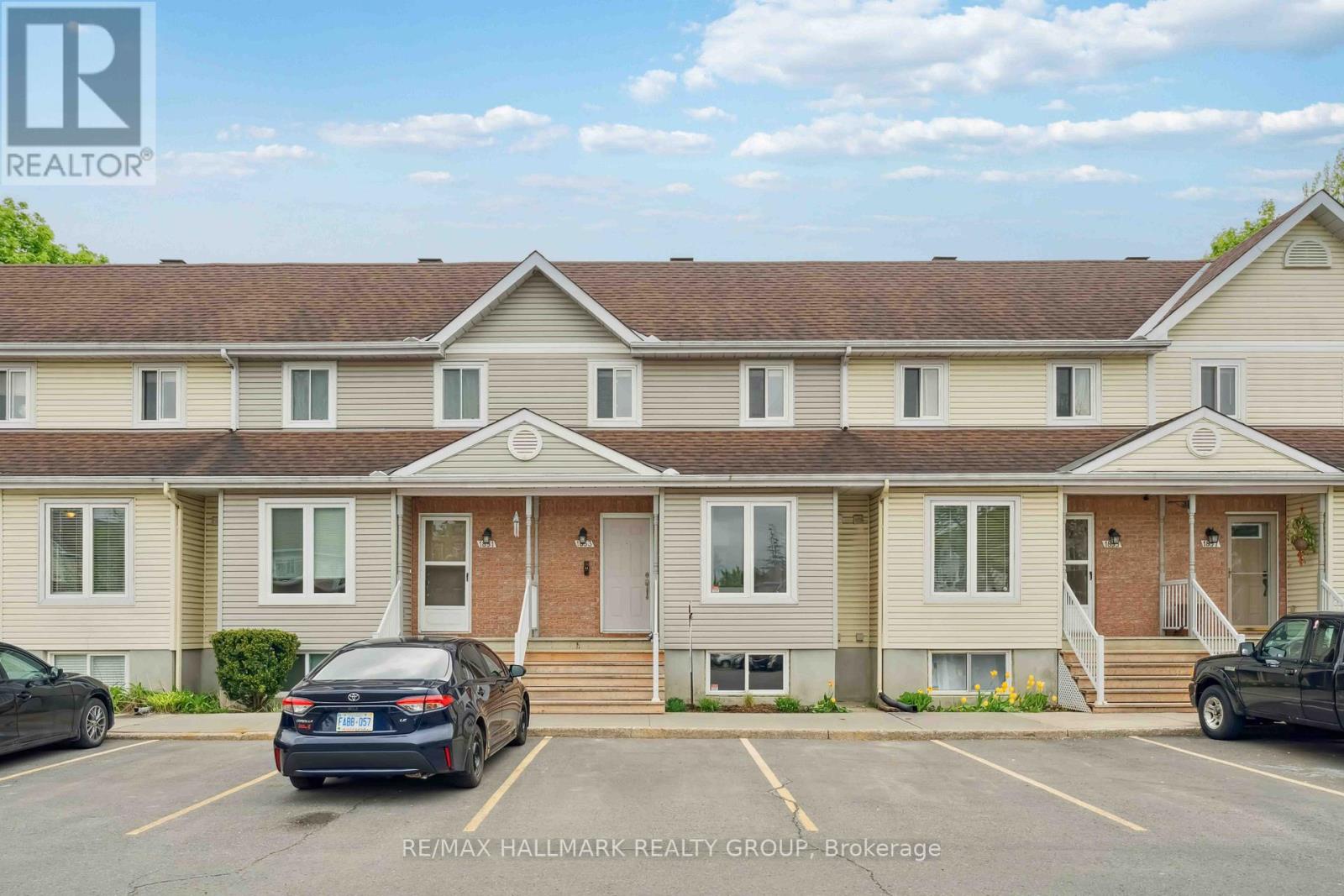 9 - 1853 LORANGER COURT, ottawa, Ontario