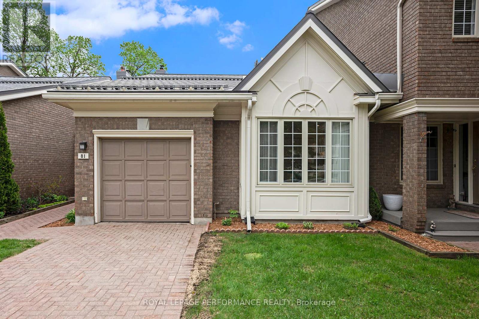 81 WATERFORD DRIVE, Ottawa, Ontario
