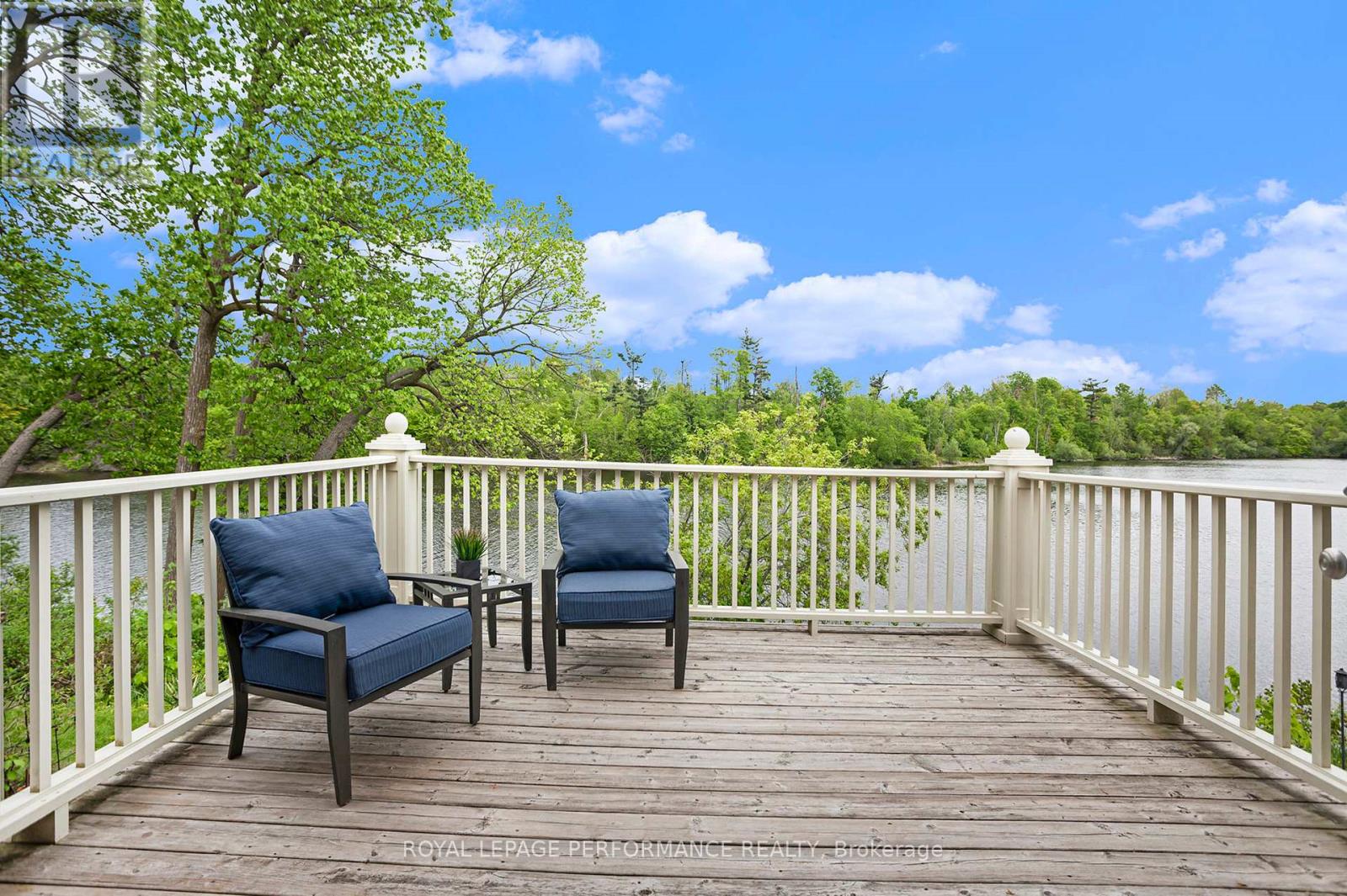 81 Waterford Drive, Ottawa, Ontario  K2E 7V4 - Photo 9 - X12165840