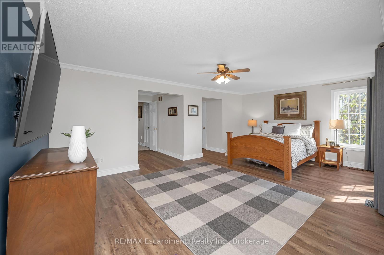 22 Waterford Crescent, Hamilton, Ontario  L8E 4Z9 - Photo 20 - X12165765