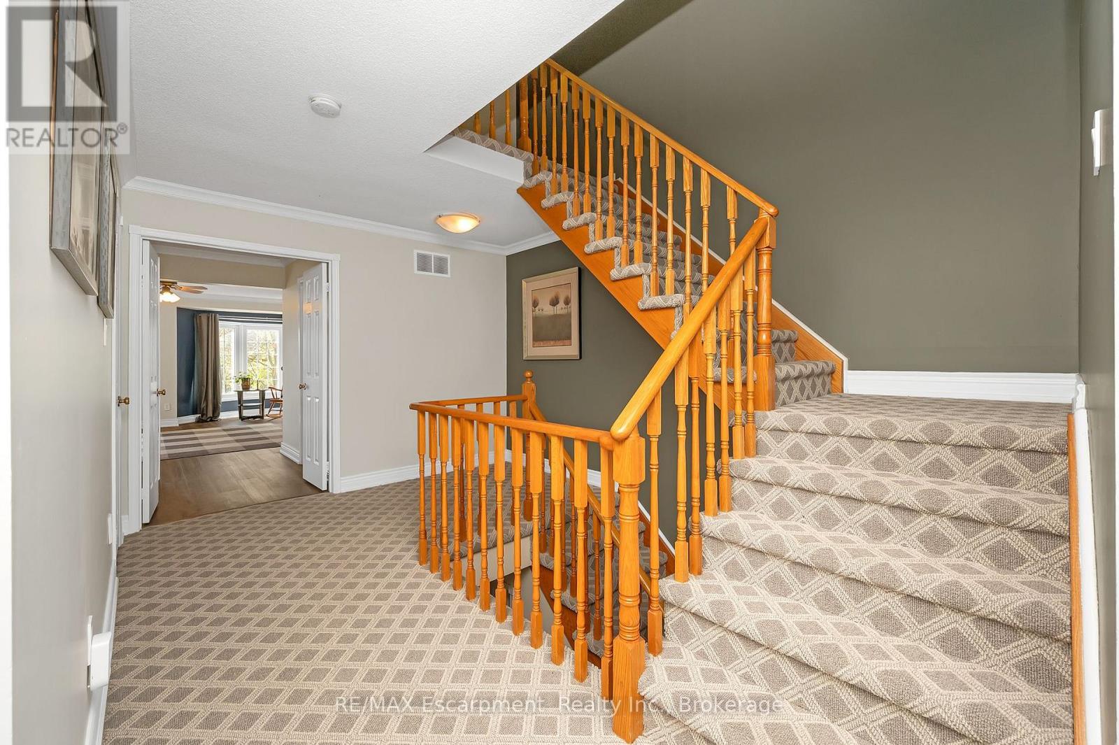 22 Waterford Crescent, Hamilton, Ontario  L8E 4Z9 - Photo 26 - X12165765