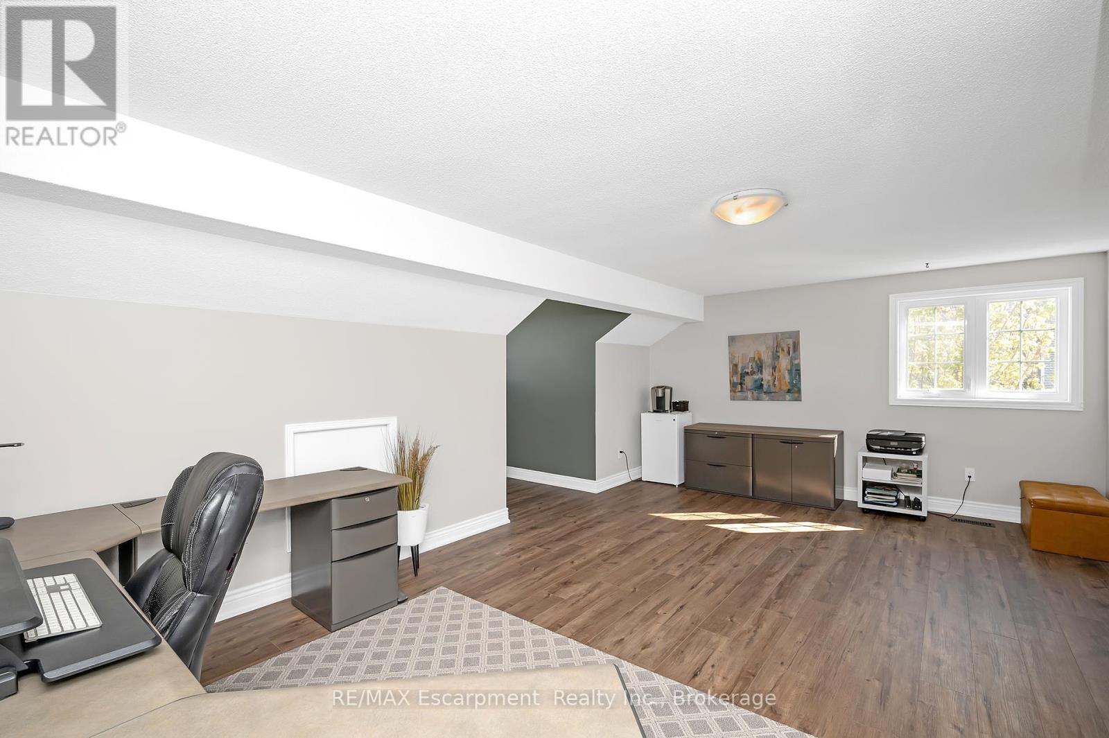 22 Waterford Crescent, Hamilton, Ontario  L8E 4Z9 - Photo 30 - X12165765